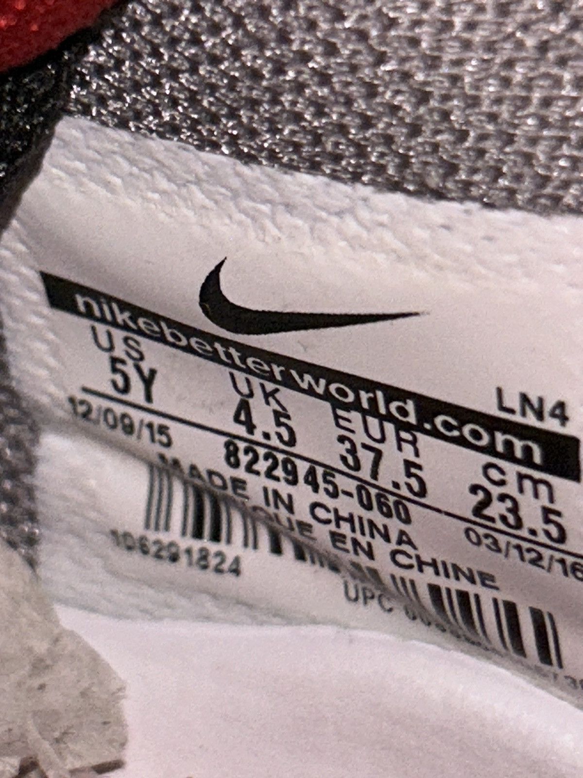 Nike Nike Kobe 11 Tinker Hatfield (GS) 822945-060 size 5y w/ box Size US 5 / EU 37 - 11 Thumbnail