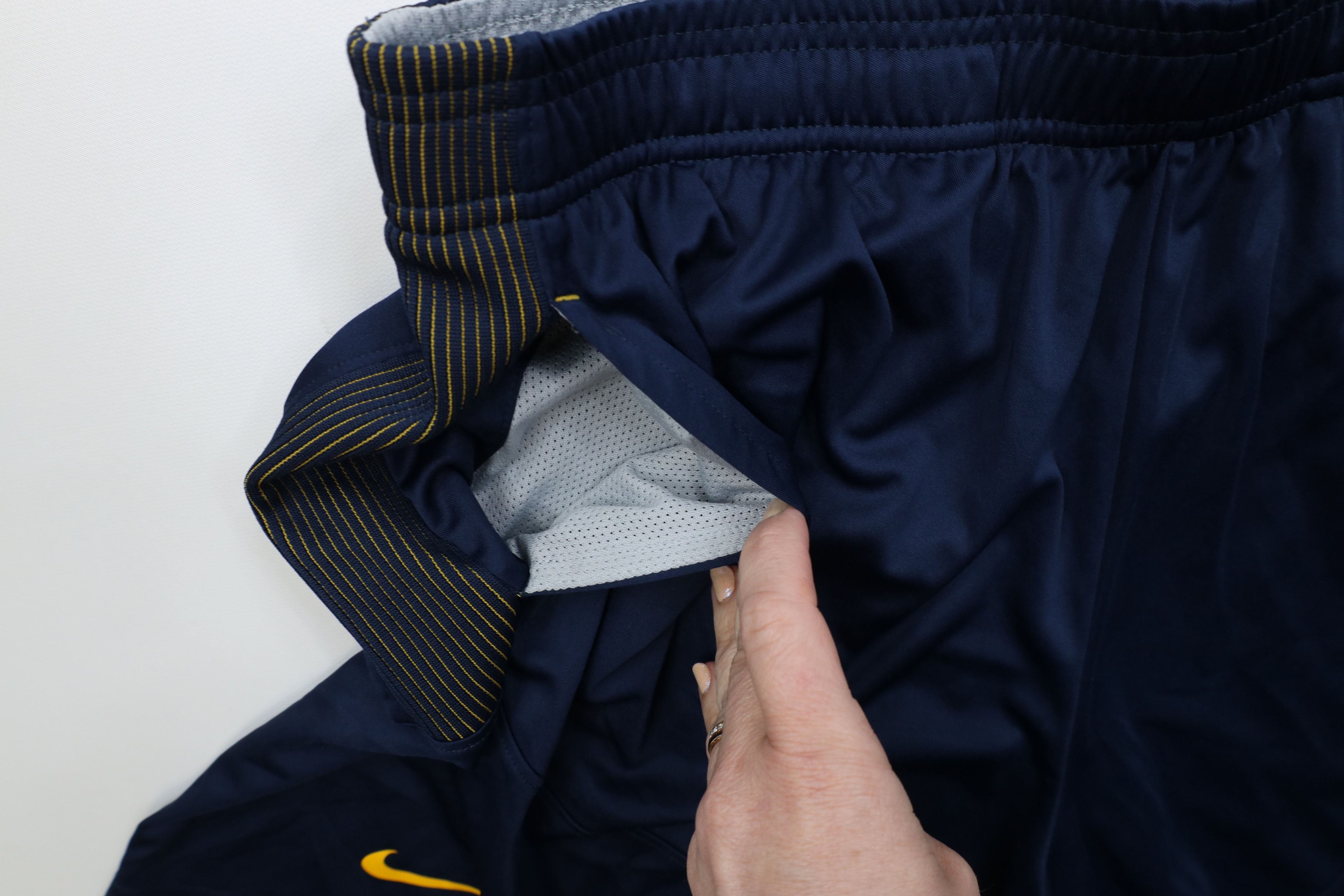Nike Nike Issued University of Toledo Football Above Knee Shorts Size US 34 / EU 50 - 8 Thumbnail