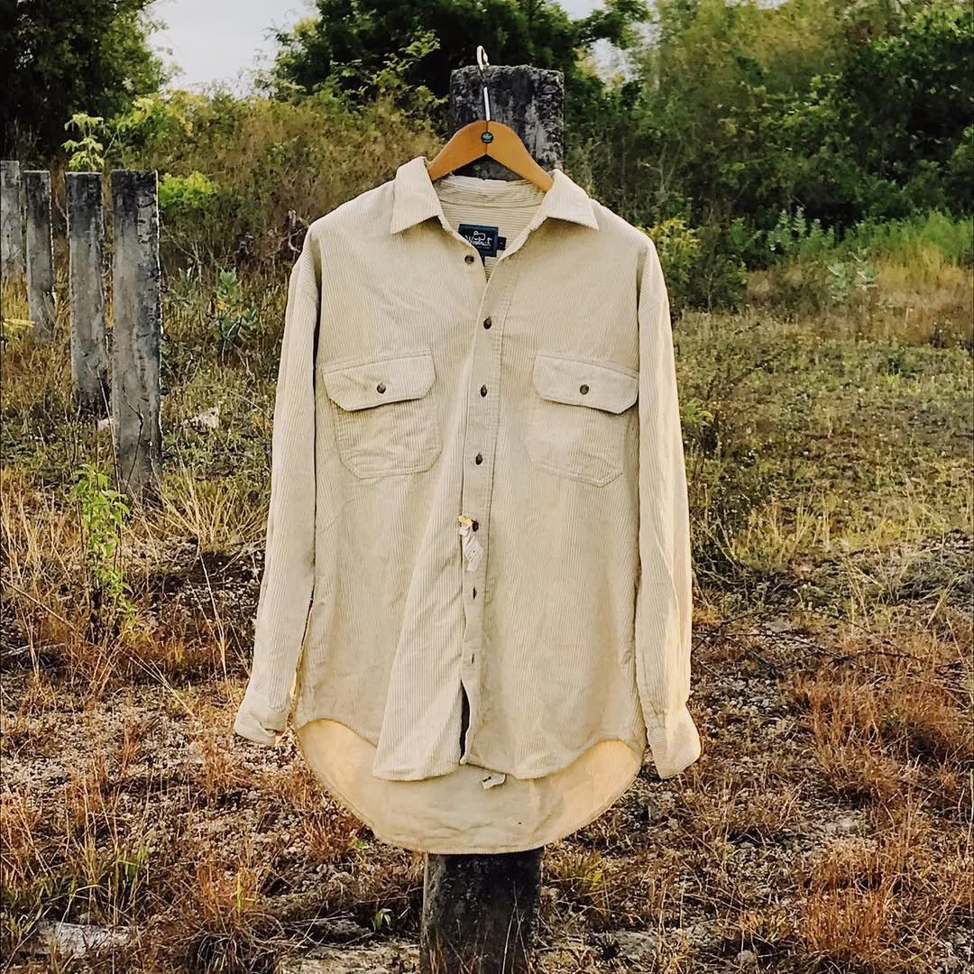 Woolrich Woolen Mills Woolrich Corduroy Solid Corduroy Shirt Made In Mexico Size US L / EU 52-54 / 3 - 2 Thumbnail
