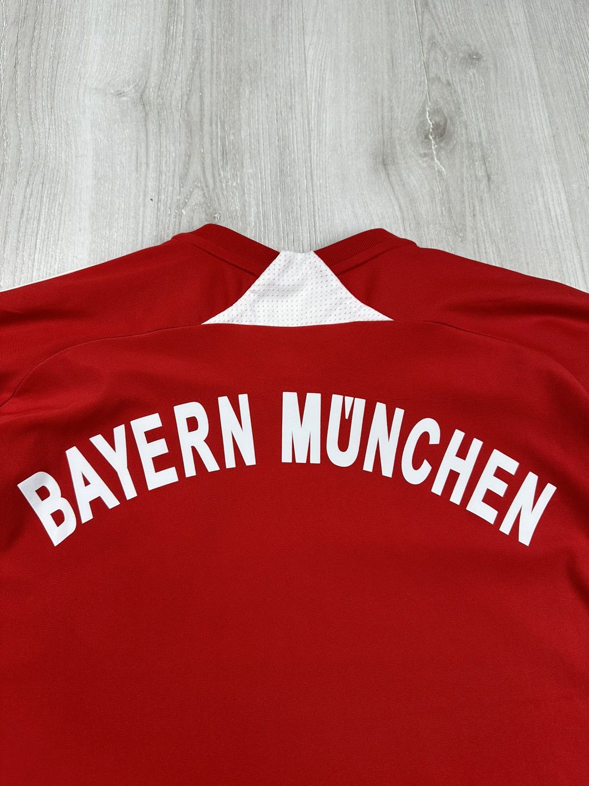 Vintage Adidas FC Bayern Munchen Soccer Jersey Size US S / EU 44-46 / 1 - 12 Thumbnail