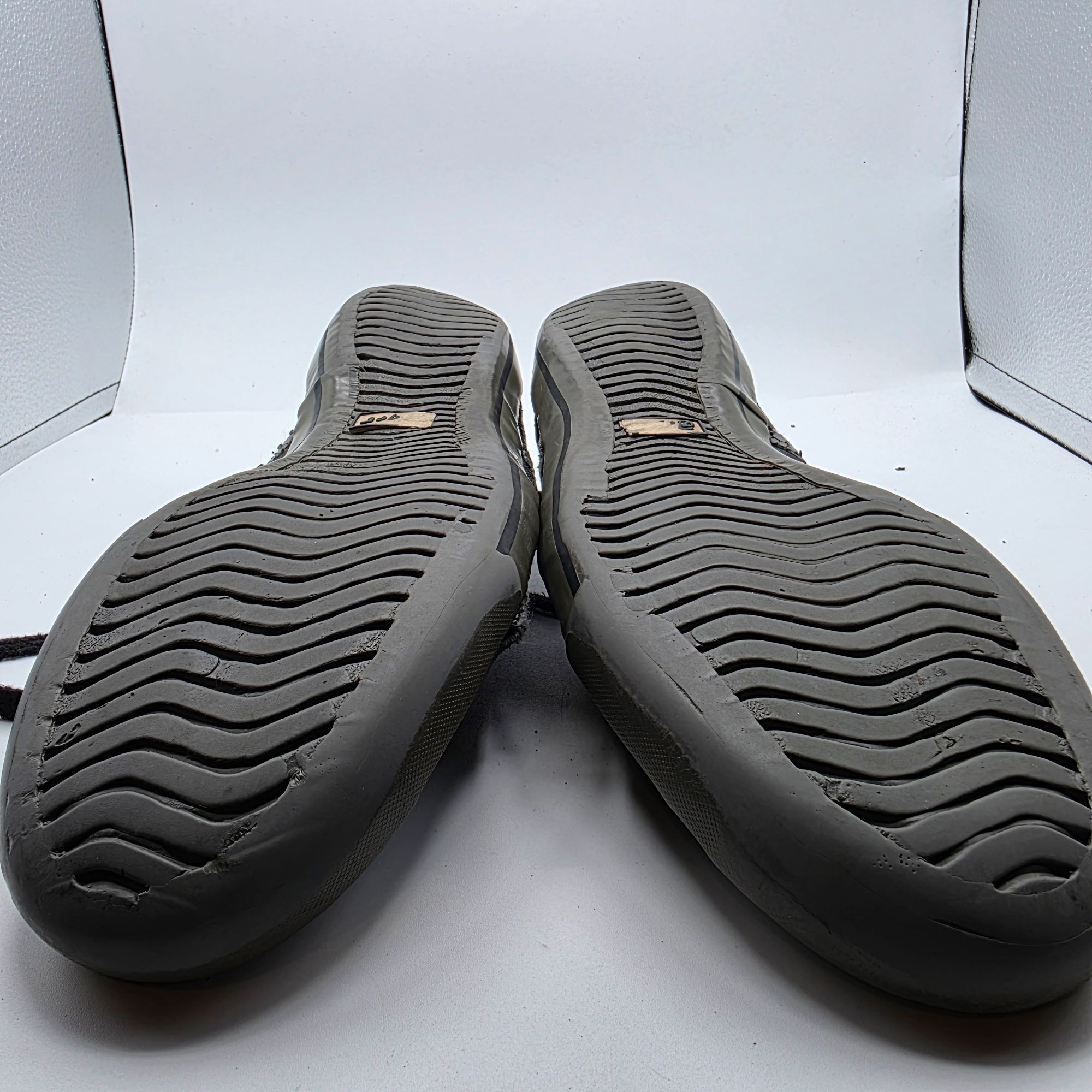 Onitsuka Tiger Onitsuka Tiger Rotation 77 Mens Size 10 Black Sneaker Shoes Size US 10 / EU 43 - 13 Thumbnail