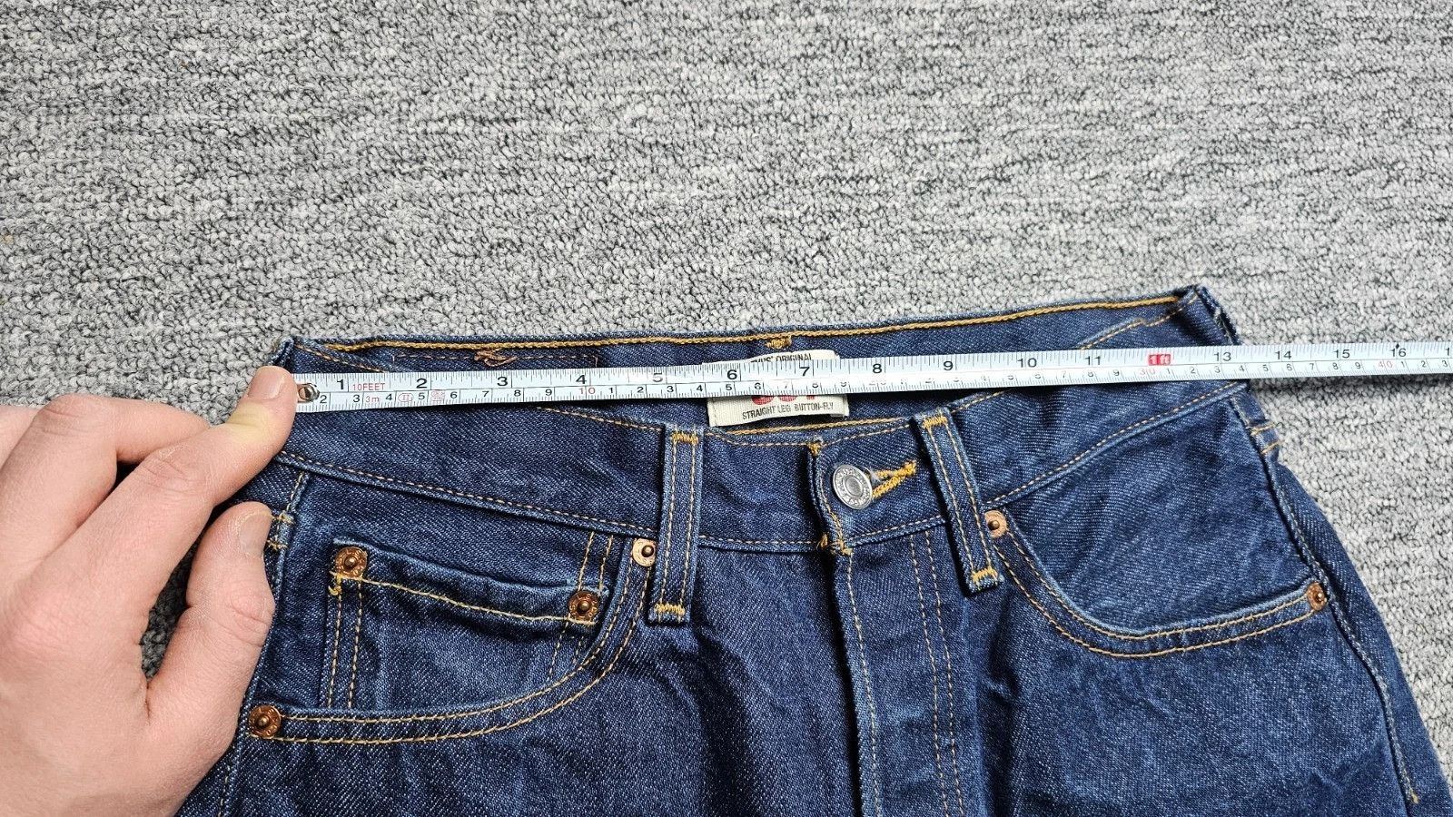 Levi's Levi's 501 Original Fit Dark Wash Jeans W28 L32 Button Fly Size US 28 / EU 44 - 14 Thumbnail
