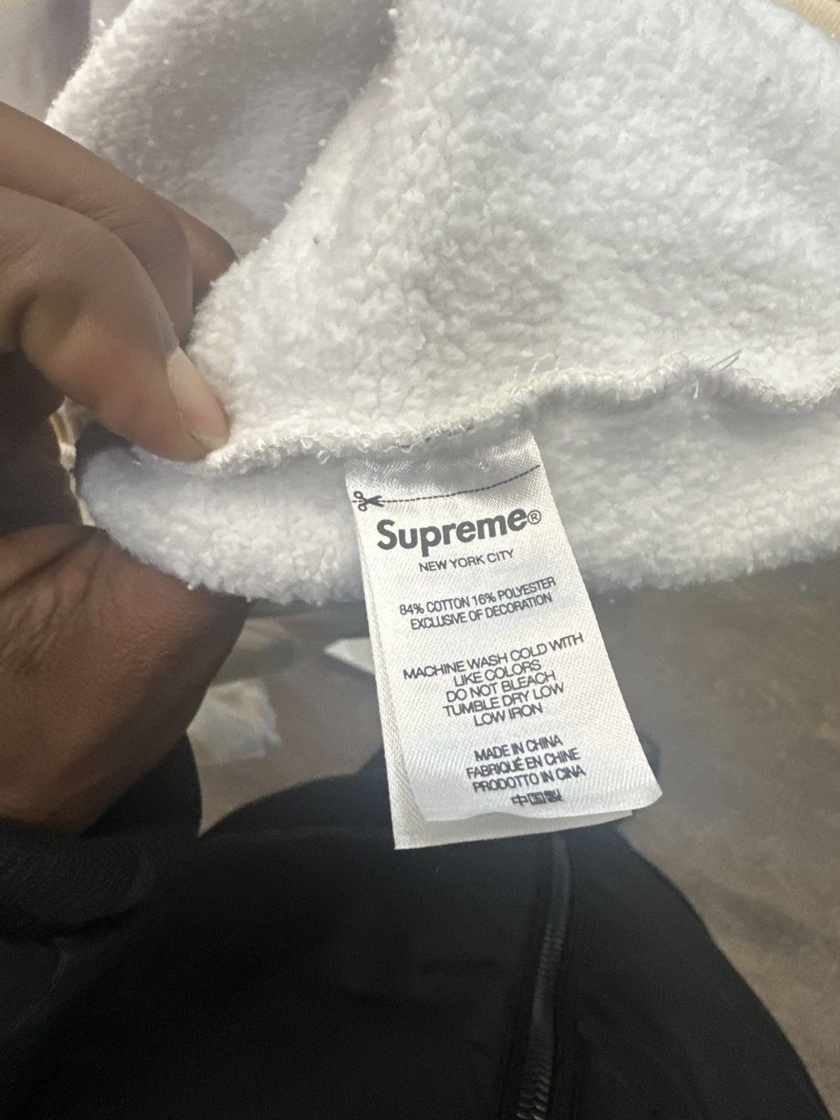 Supreme Supreme Doves Hooded Sweatshirt Size US S / EU 44-46 / 1 - 6 Thumbnail