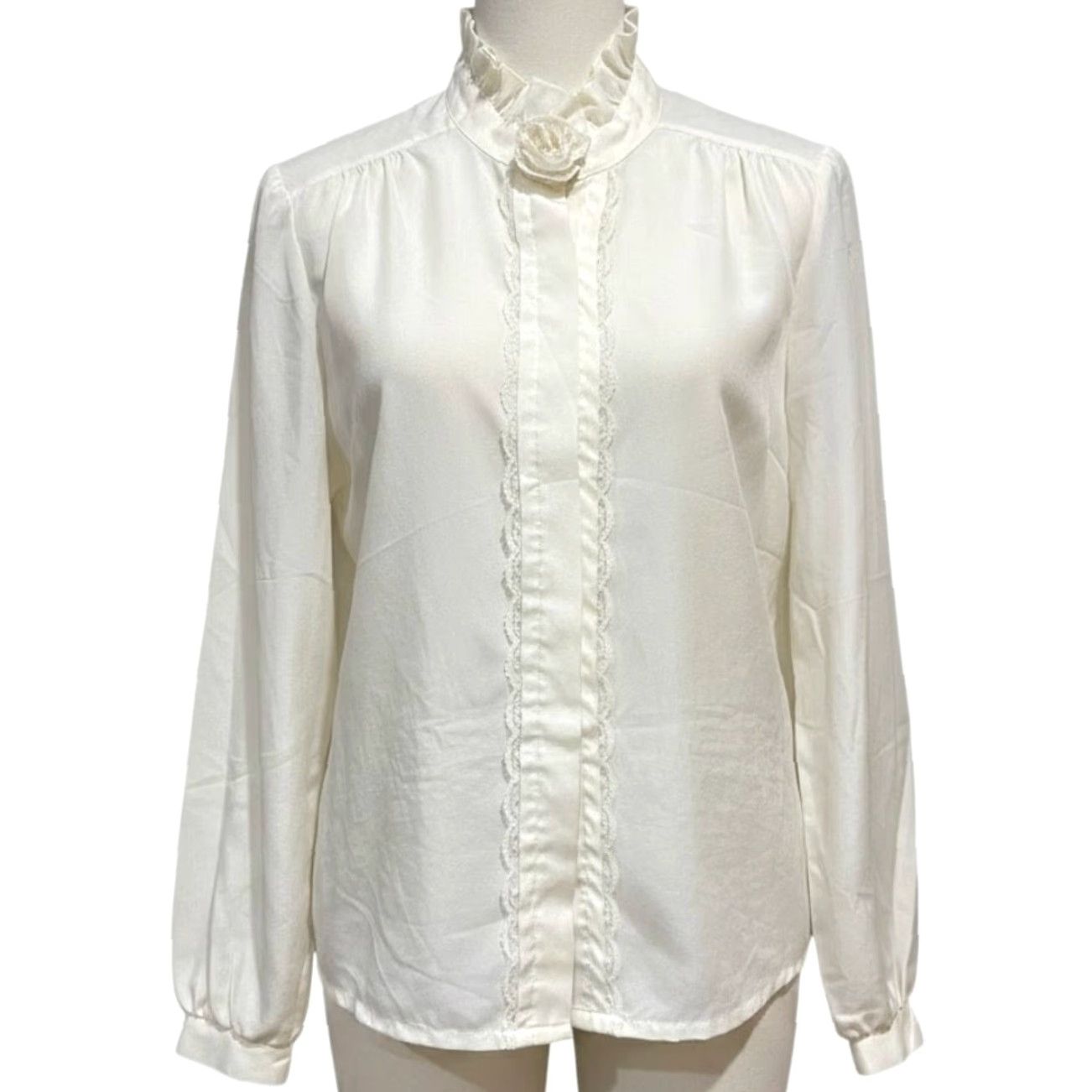 Vintage VINTAGE Alice Stuart Blouse Women Size 12 Ivory Small Stain Victorian Camisole Style Shirt Ladies Casual Business 12 Womens Size XL / US 12-14 / IT 48-50 - 2 Thumbnail