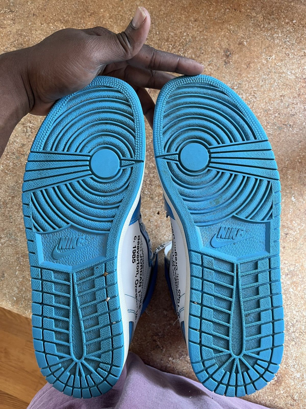 Jordan Brand × Off-White AIR JORDAN 1 x OFF WHITE UNC Size US 12 / EU 45 - 17 Thumbnail