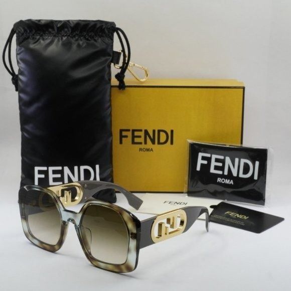 Fendi FE40048U Sunglasses