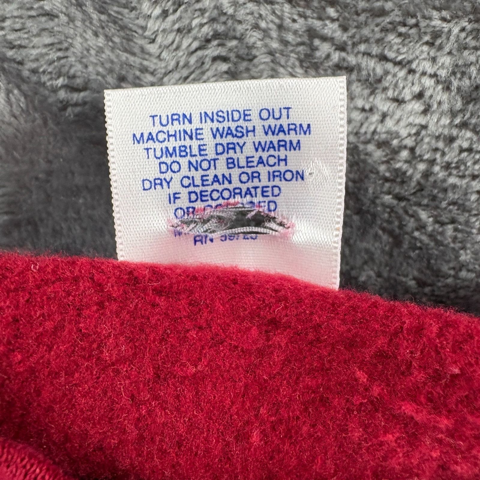 Other Vintage 90s American Sports Sweatshirt XL USA Made Crewneck Size US XL / EU 56 / 4 - 6 Thumbnail