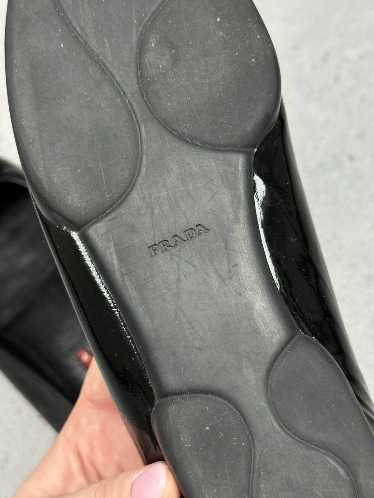 Prada Prada Black Patent Leather Pointed Toe Flats Metal Logo Rare Size US 8.5 / IT 38.5 - 13 Thumbnail