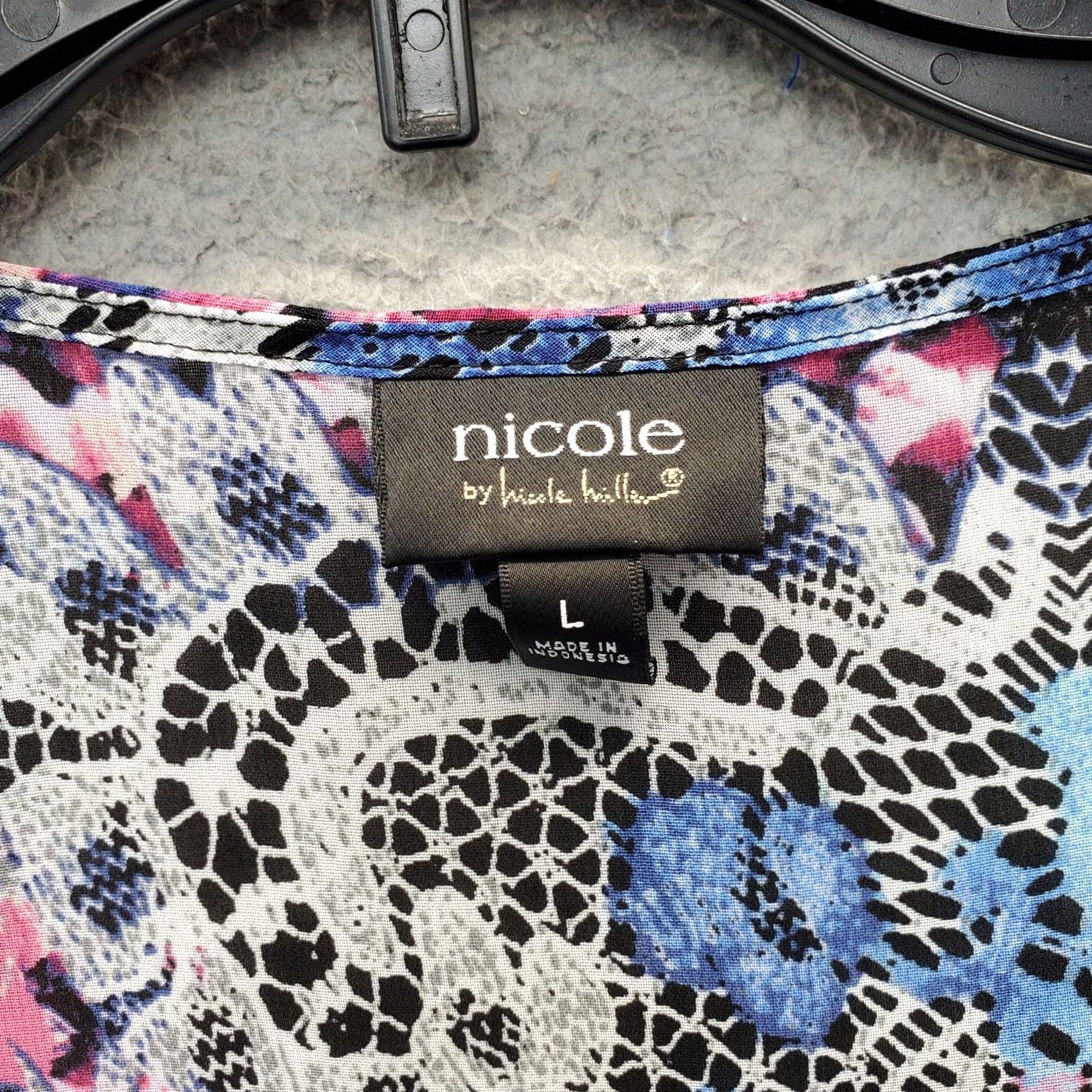 Nicole Miller Nicole Miller Tank Top Women's L Multi Floral Sheer Sleeveless V-Neck Pullover Size L / US 10 / IT 46 - 5 Thumbnail