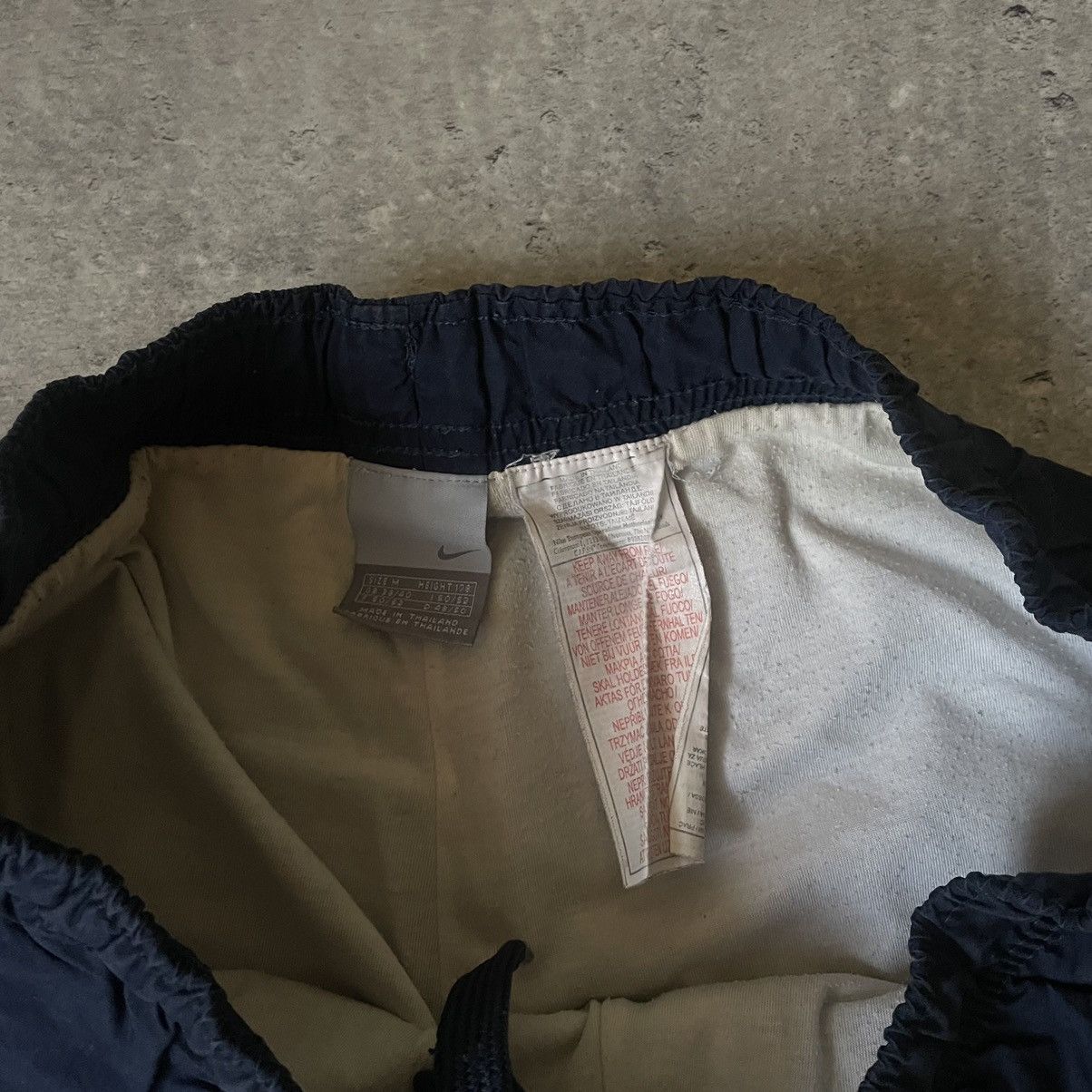 Nike × Vintage Vintage Nike 90s Nylon Track Pants Size US 32 / EU 48 - 3 Thumbnail