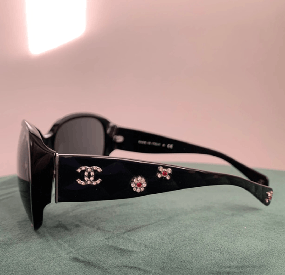 Chanel CHANEL Sunglasses Rimless Rhinestone 4017 Shields RI832 Size ONE SIZE - 1 Thumbnail