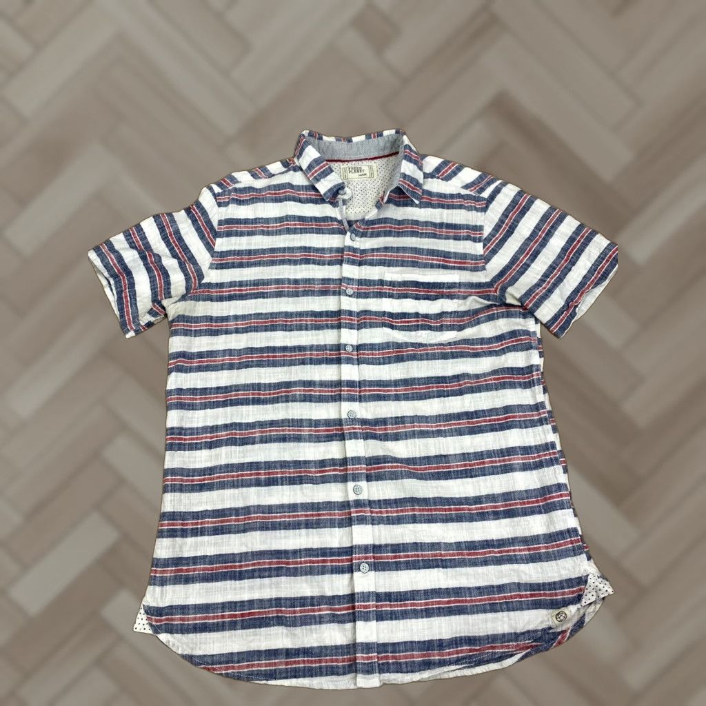 Vintage VINTAGE Free Planet Mens Button-Up Plaid Shirt XL Blue Red White Casual Short Sleeve Collared Size US XL / EU 56 / 4 - 1 Thumbnail