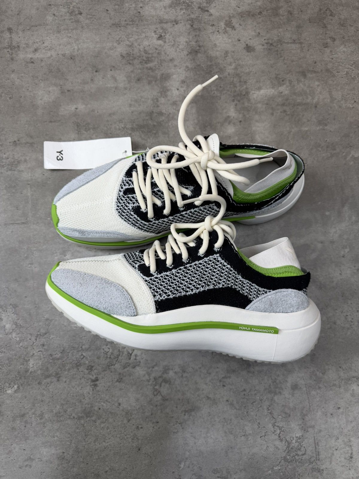 Y-3 Adidas Y-3 Yohji Yamamoto Qisan Knit White/Black Size 10.5 Size US 10.5 / EU 43-44 - 1 Thumbnail