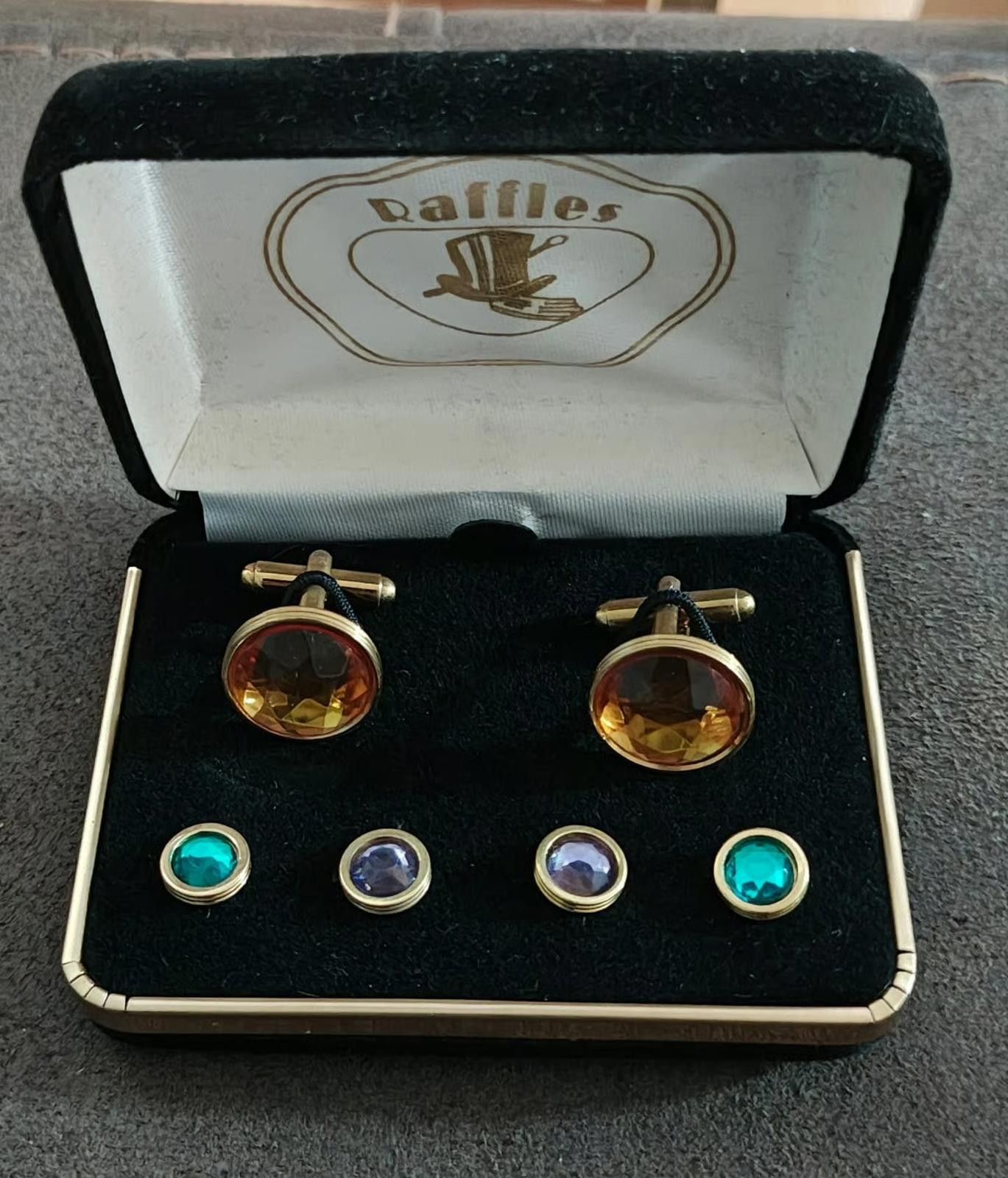 Other 1960 Raffles Cufflinks shirt studs with faceted color stones Size ONE SIZE - 7 Thumbnail