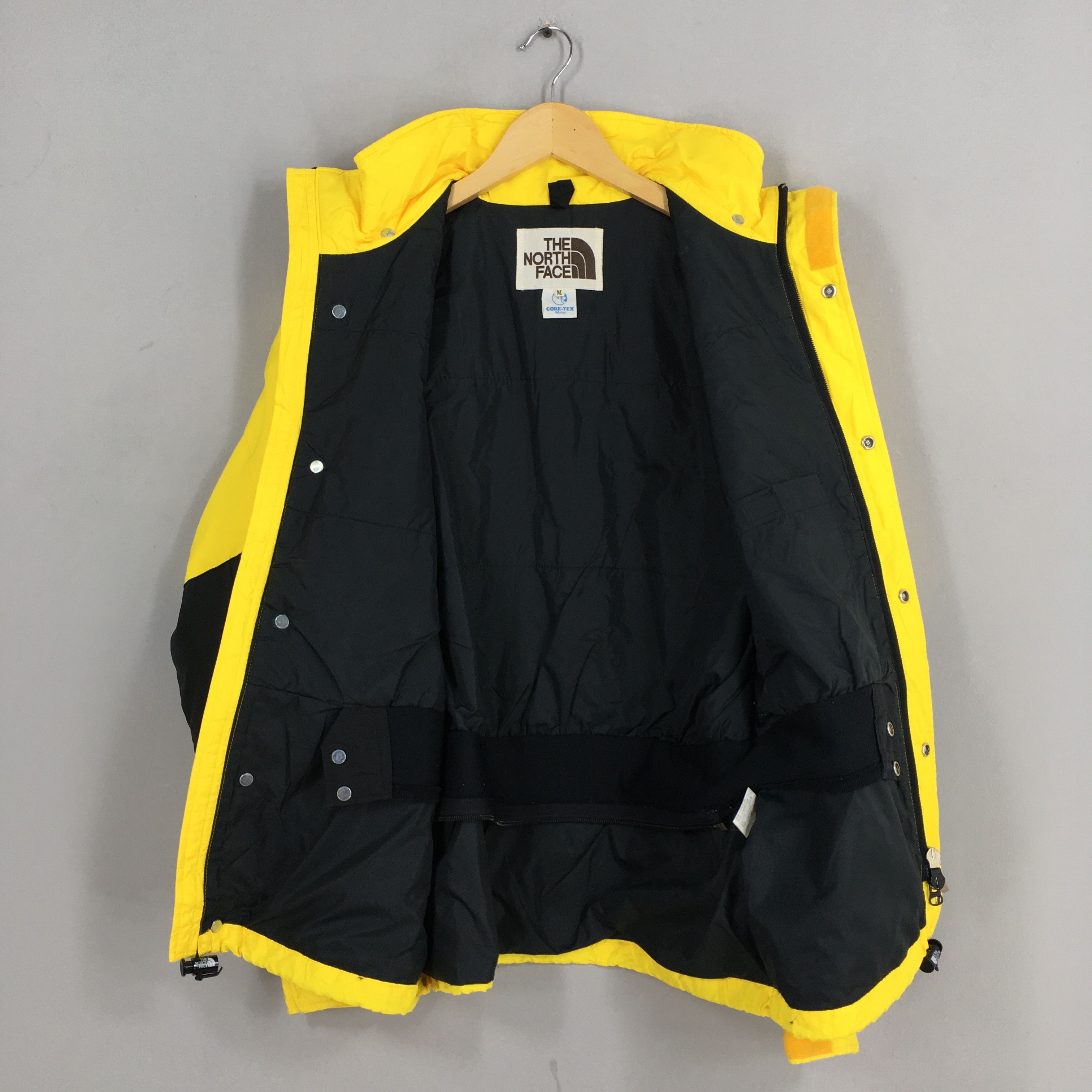 The North Face Vintage The North Face GoreTex Windbreaker Jacket Medium Size US M / EU 48-50 / 2 - 7 Thumbnail