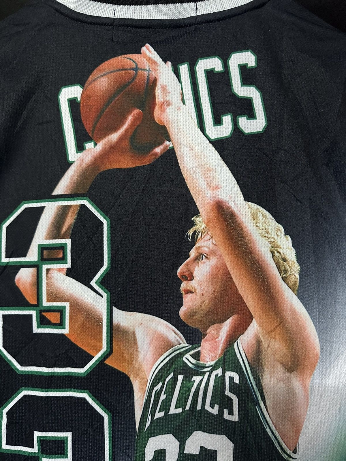 NBA × Rap Tees Rare Nba Larry Bird Big Face By Alexander Egger Jersey Tee Size US L / EU 52-54 / 3 - 11 Thumbnail