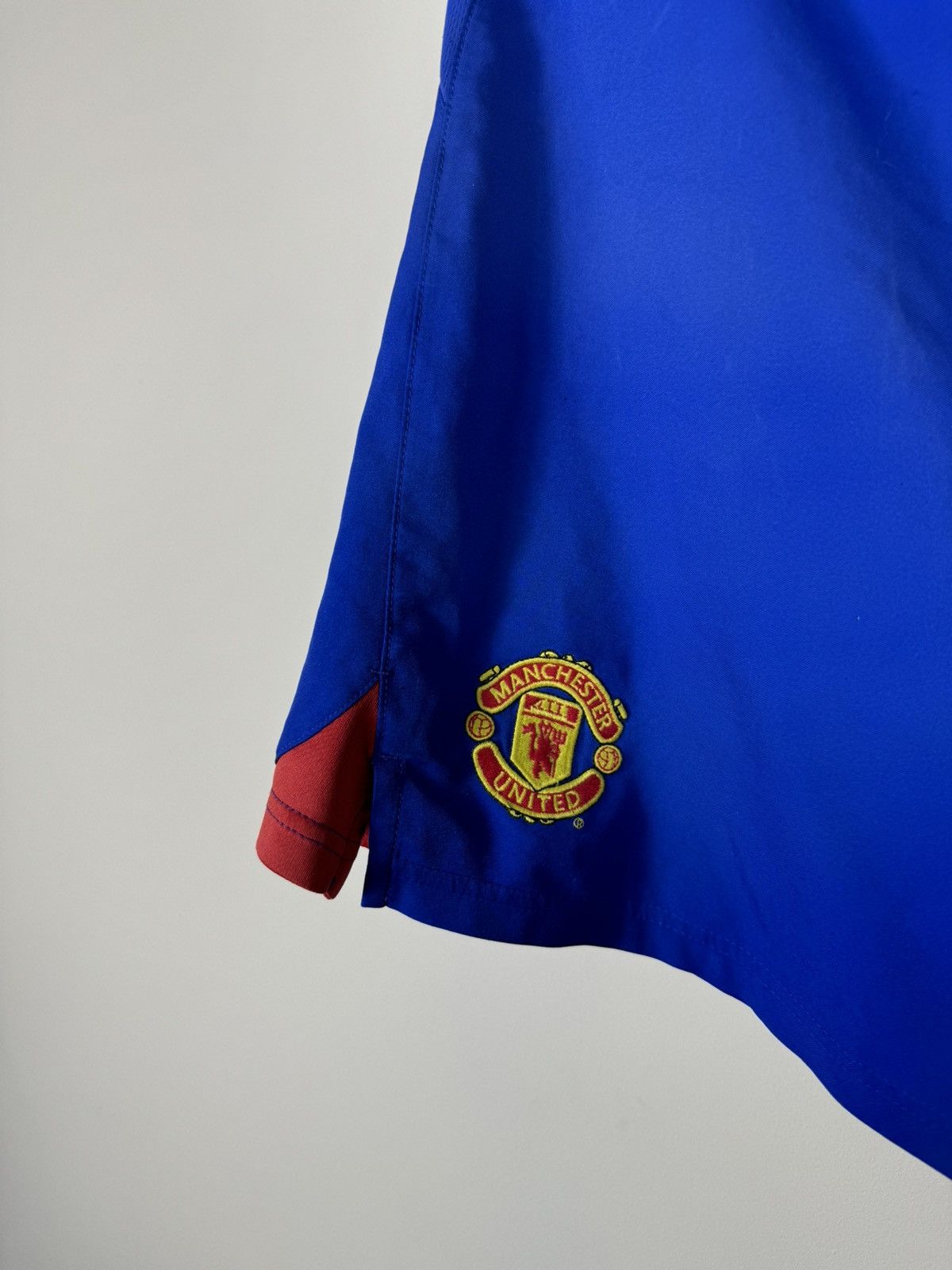 Nike × Vintage NIKE VINTAGE MANCHESTER UNITED TOTAL 90 Shorts Size US 36 / EU 52 - 2 Thumbnail