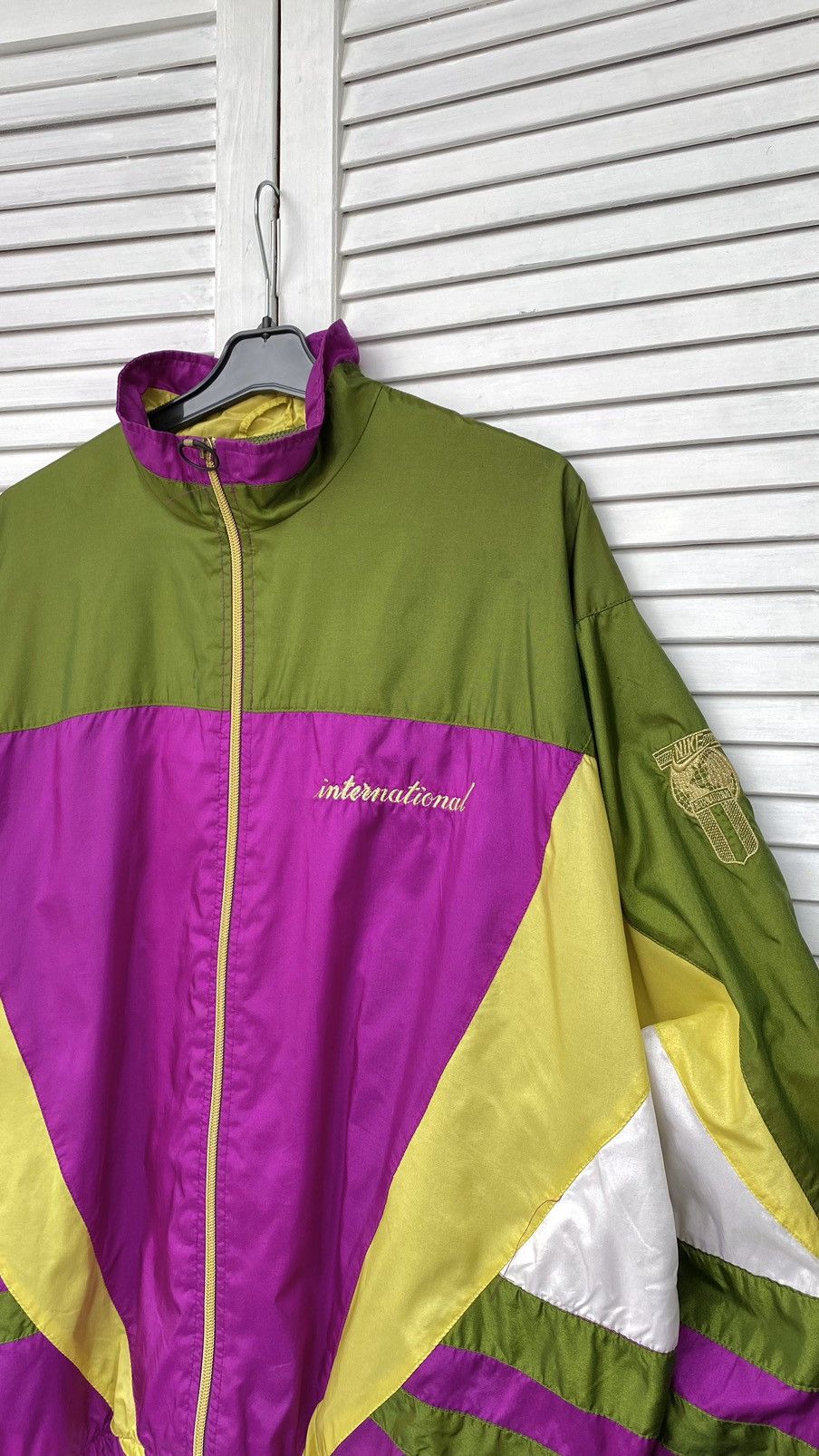 Nike × Vintage Vintage Nike International Track Retro Nylon Jacket 90s Size US L / EU 52-54 / 3 - 13 Thumbnail