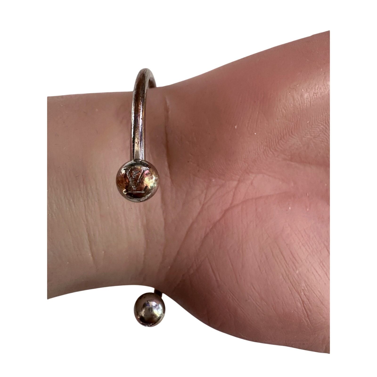 Louis Vuitton Louis Vuitton AlaFiorie Silver Bangle Bracelet Size ONE SIZE - 7 Thumbnail