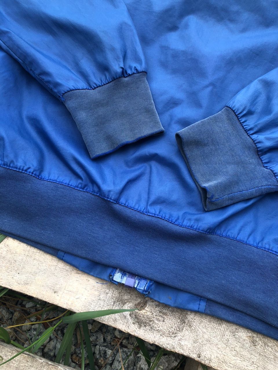 Comme des Garcons PLAY Vintage CDG Comme des Garcons Play Nylon Jacket Distressed Size US S / EU 44-46 / 1 - 8 Thumbnail
