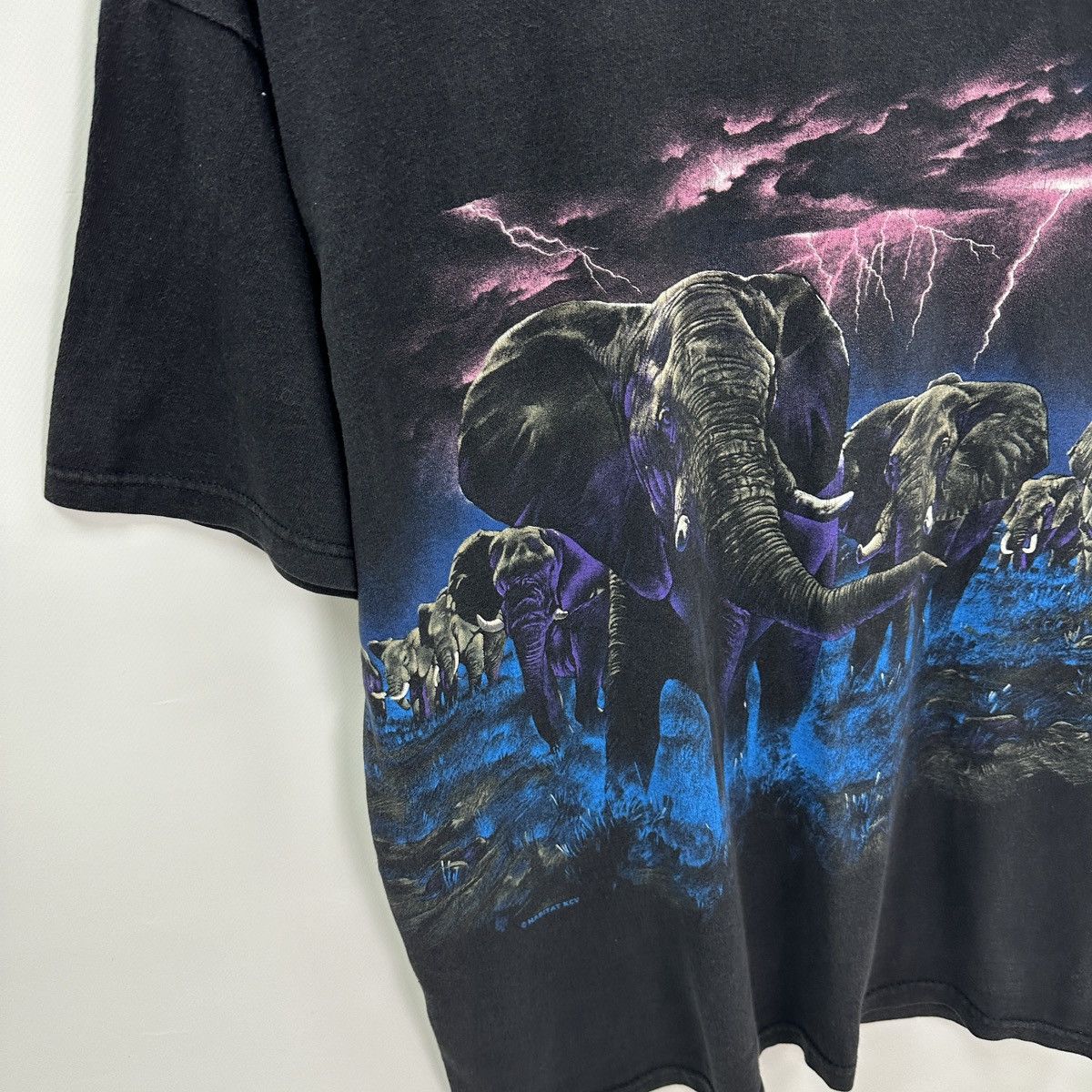 Habitat Vintage 90s Habitat Elephants Lighting Aop tee y2k rare og Size US L / EU 52-54 / 3 - 7 Thumbnail
