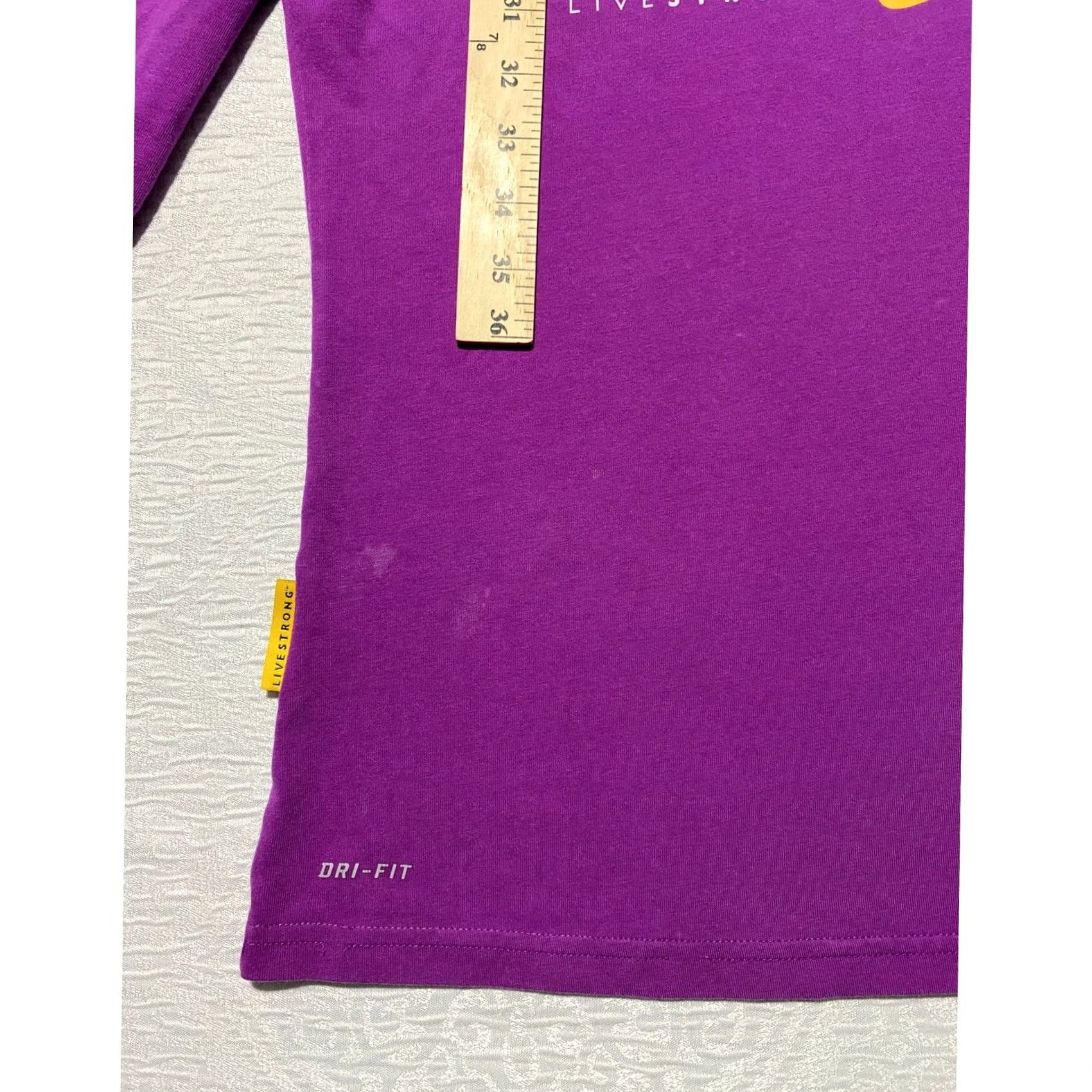 Nike Nike Livestrong Dri-Fit Cotton Long Sleeve Purple Graphic Tee Shirt XS Size XS / US 0-2 / IT 36-38 - 2 Thumbnail