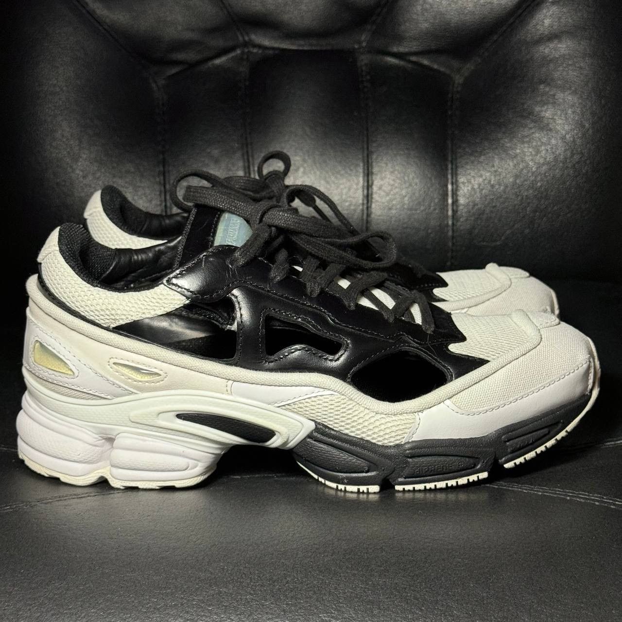 Adidas × Raf Simons adidas raf simons ozweego Size US 6.5 / EU 39-40 - 1 Thumbnail