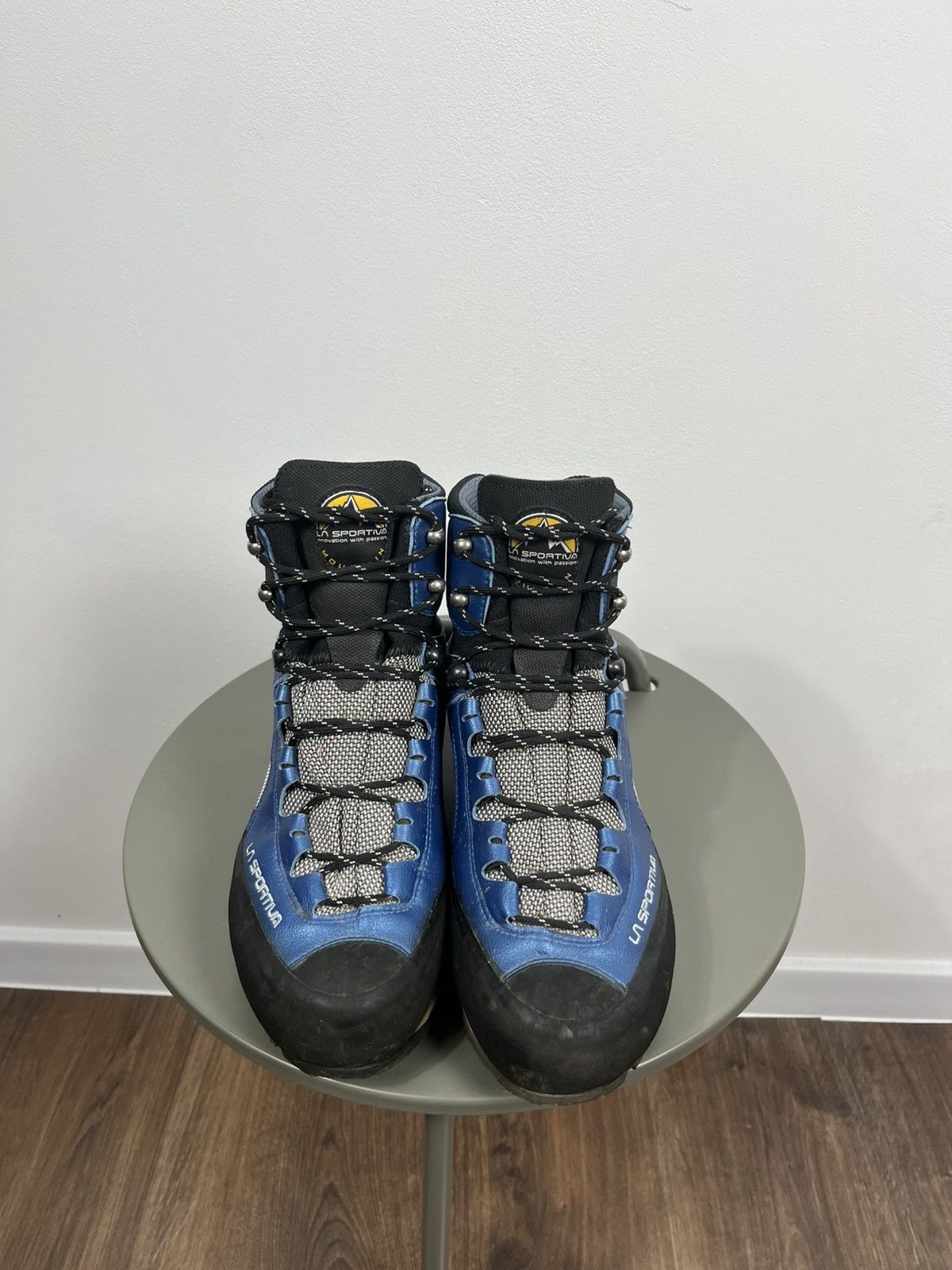 La Sportiva La Sportiva Gore-Tex Mountain Boots Black EU 43 Vibram Sole Size US 10 / EU 43 - 6 Thumbnail