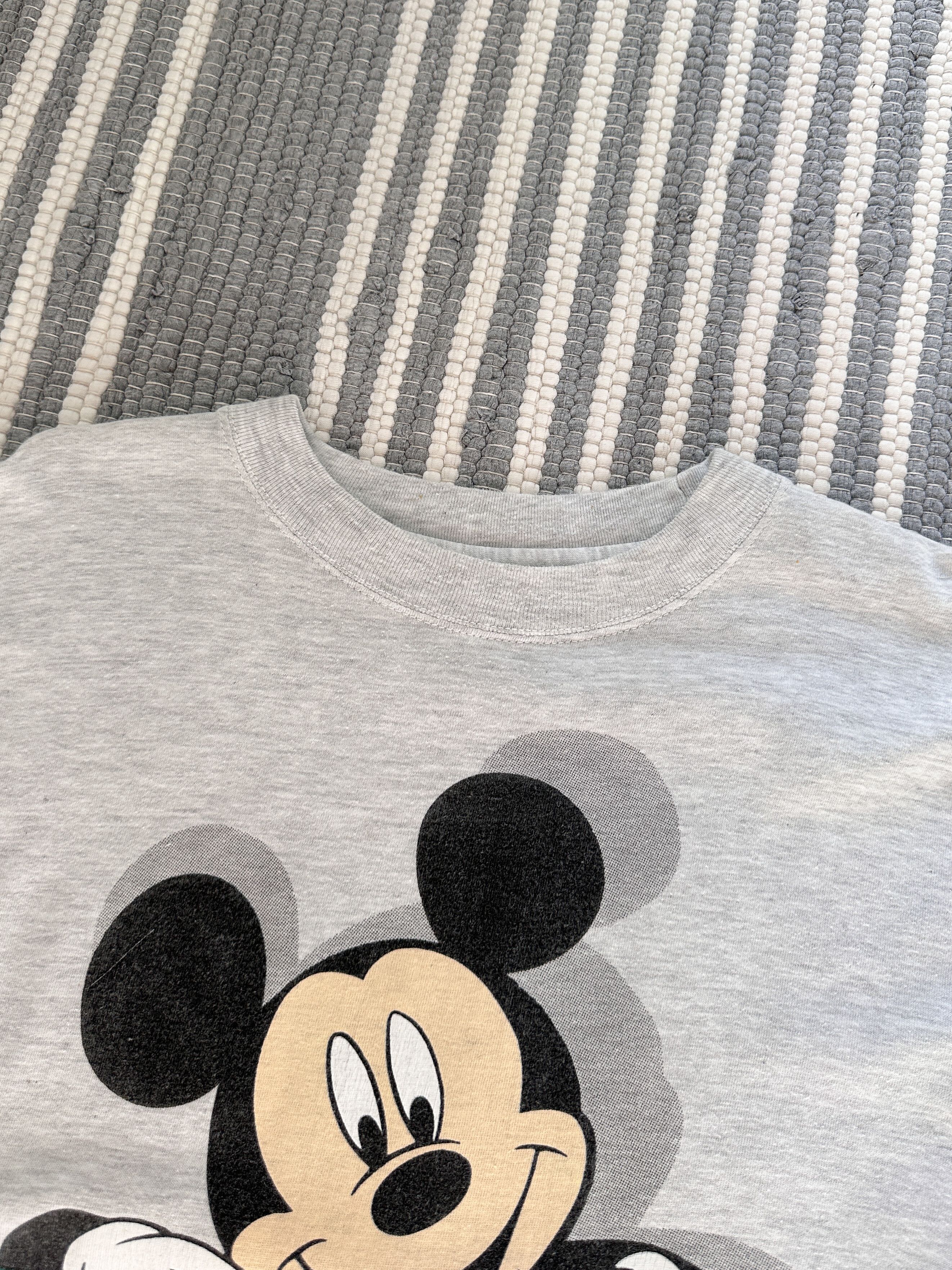 Mickey Mouse Vintage Mickey Mouse Tee Shirt Size US XL / EU 56 / 4 - 5 Thumbnail