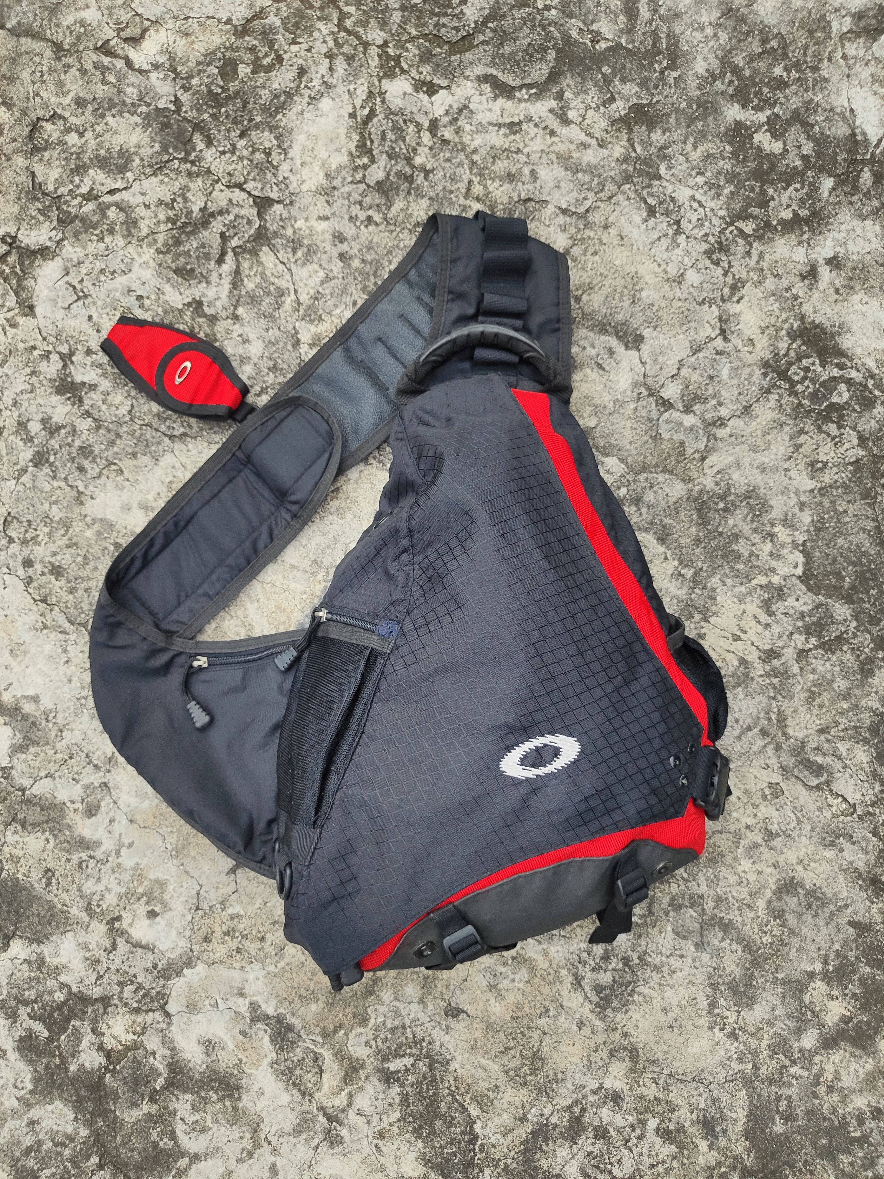 Oakley Oakley Sandbag Red Size ONE SIZE - 1 Thumbnail