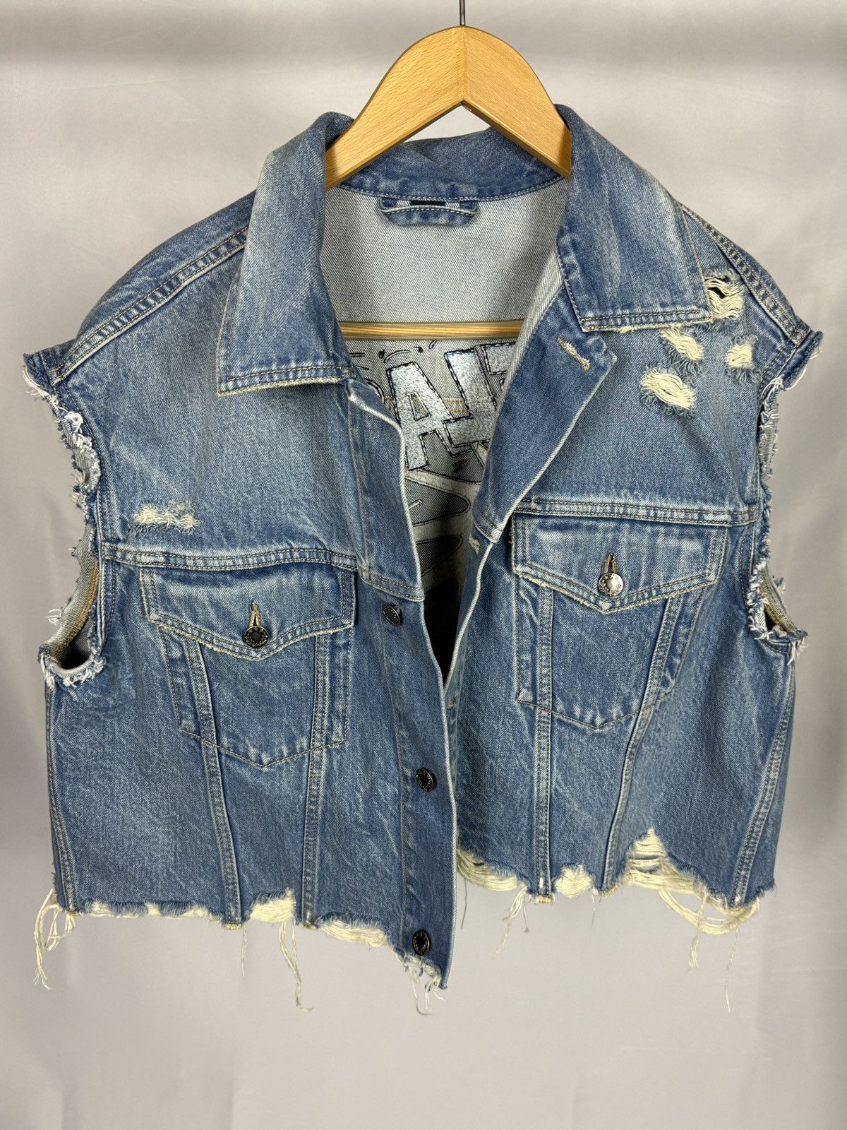 Gucci Gucci x Disney Donald Duck “FLASH” Denim Vest Size US M / EU 48-50 / 2 - 1 Thumbnail