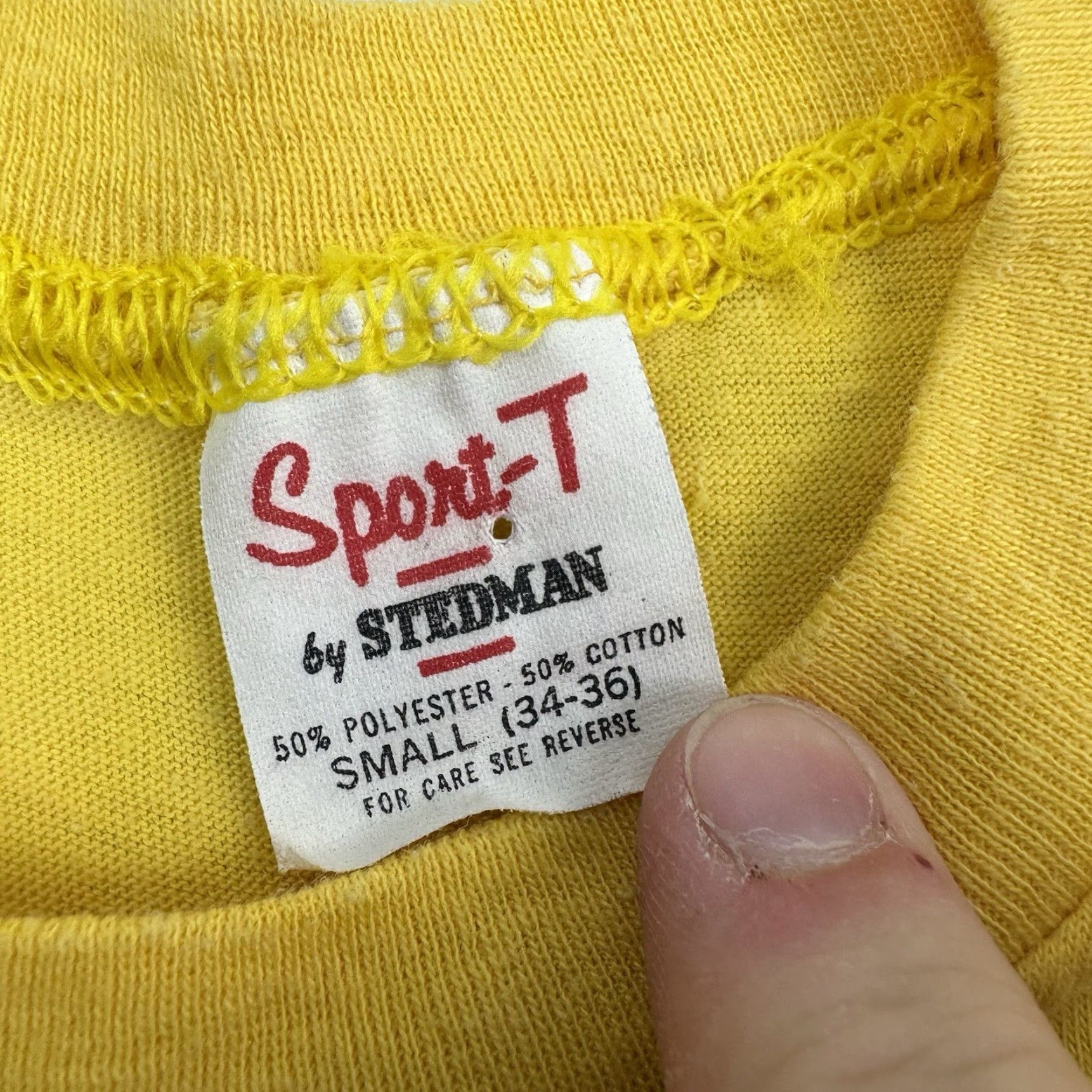 Vintage VINTAGE Hot Air Balloon Club T Shirt Adult Small Slim Iowa 80s Hipster Yellow Mens S Stedman Slim Fit Crew Neck Short Sleeve Size US S / EU 44-46 / 1 - 3 Thumbnail