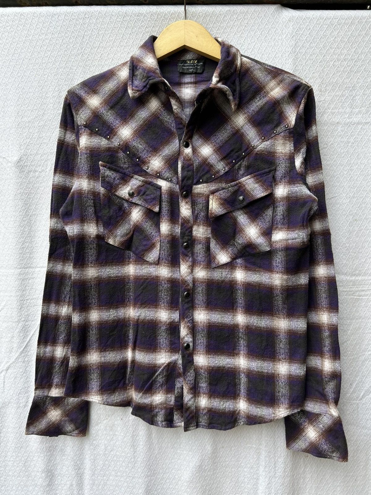 20471120 × Japanese Brand Pink rose japanese style poem studed button shirt Size US M / EU 48-50 / 2 - 3 Thumbnail
