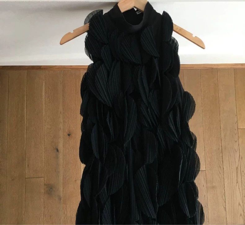 Issey Miyake Issey Miyake size:3 Black petal ribbon pleated heavy indus Size M / US 6-8 / IT 42-44 - 3 Thumbnail
