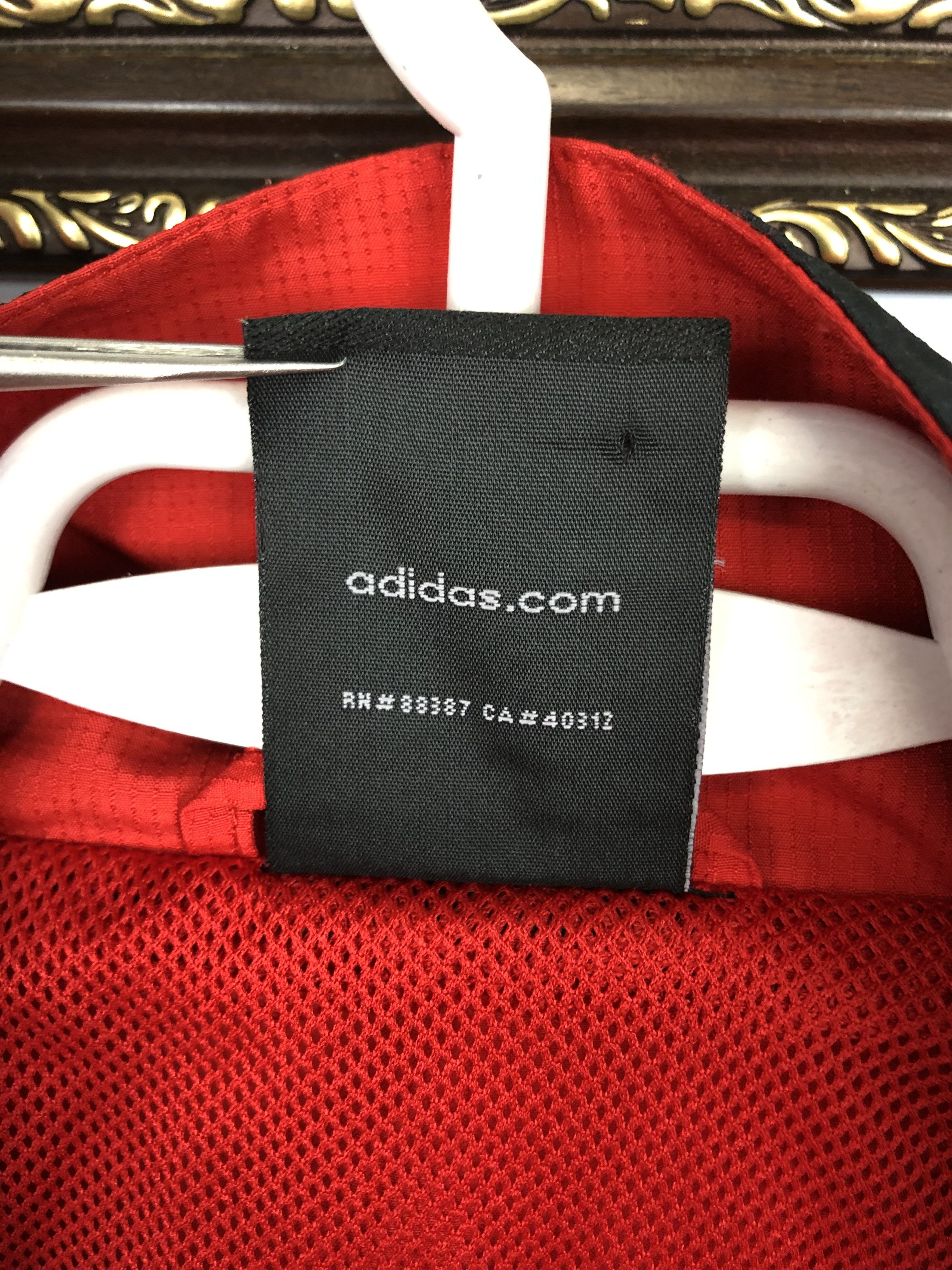 Adidas Vintage Adidas Liverpool Football Jacket Soccer Track Top Size US XL / EU 56 / 4 - 9 Thumbnail