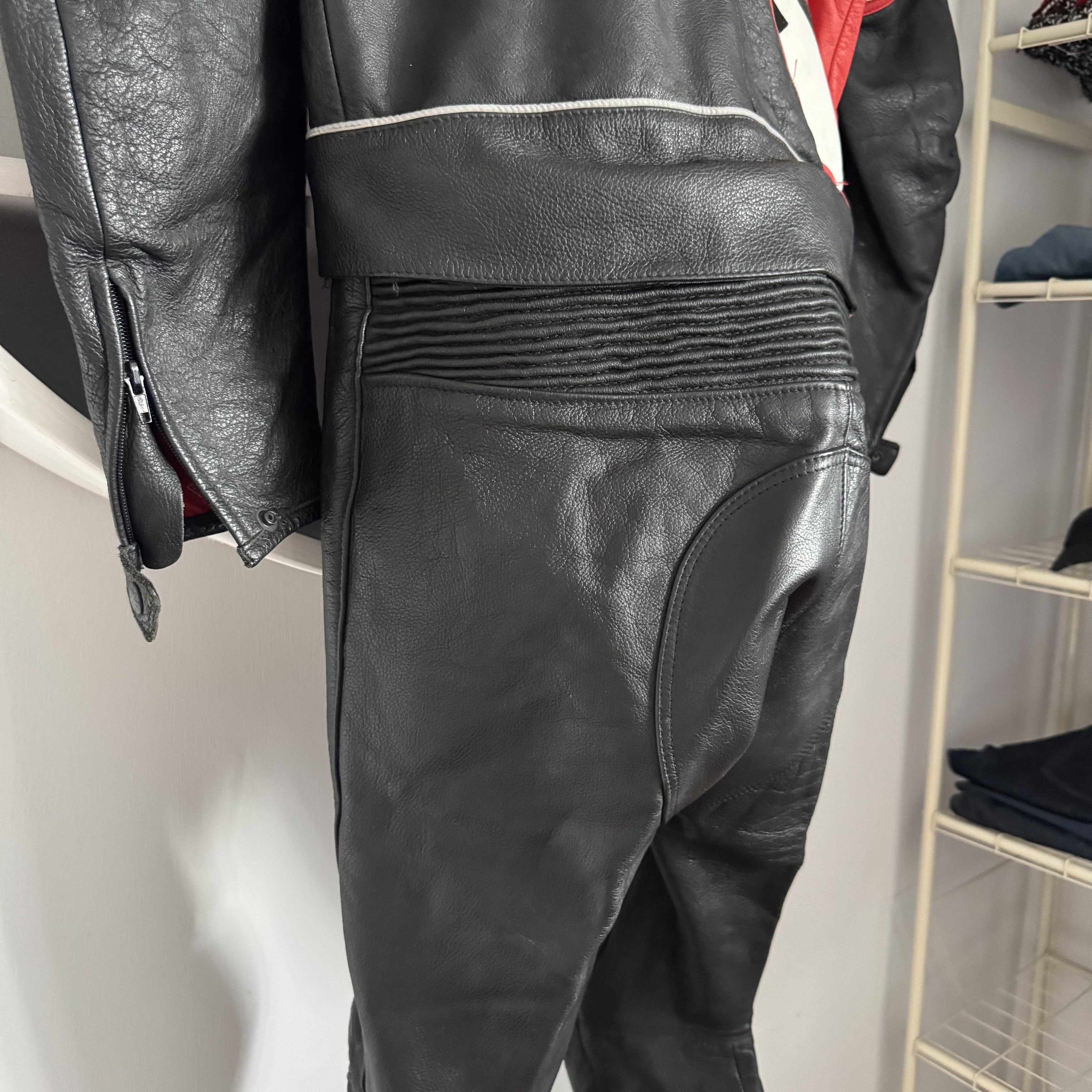 Dainese Vintage DAINESE Moto Suit – Jacket + Pants – Leather Logo Size 46R - 21 Thumbnail