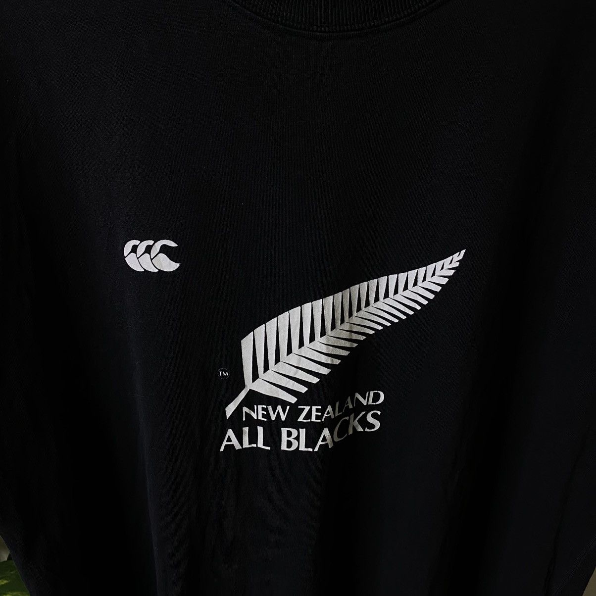 Canterbury of New Zealand Vintage 1990s New Zealand All Blacks Rugby T Shirt Size US L / EU 52-54 / 3 - 2 Thumbnail