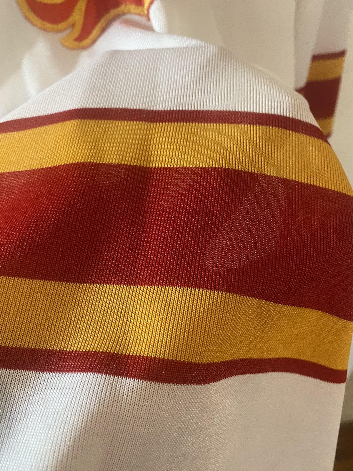 NHL × Vintage Vintage Calgary Flames Jersey Size US M / EU 48-50 / 2 - 5 Thumbnail