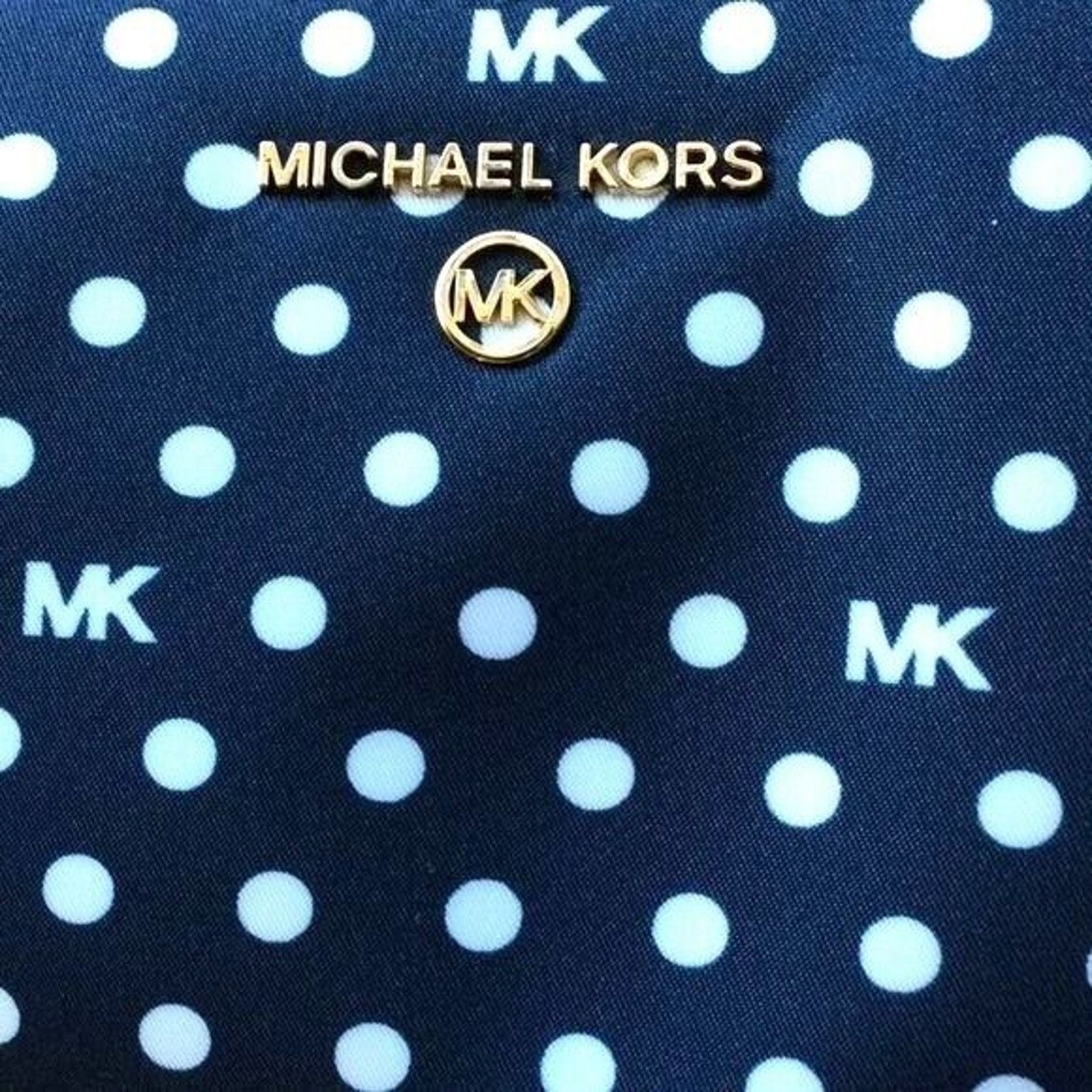 Michael Kors Michael Kors Signature Pouchette NWT Size ONE SIZE - 3 Thumbnail