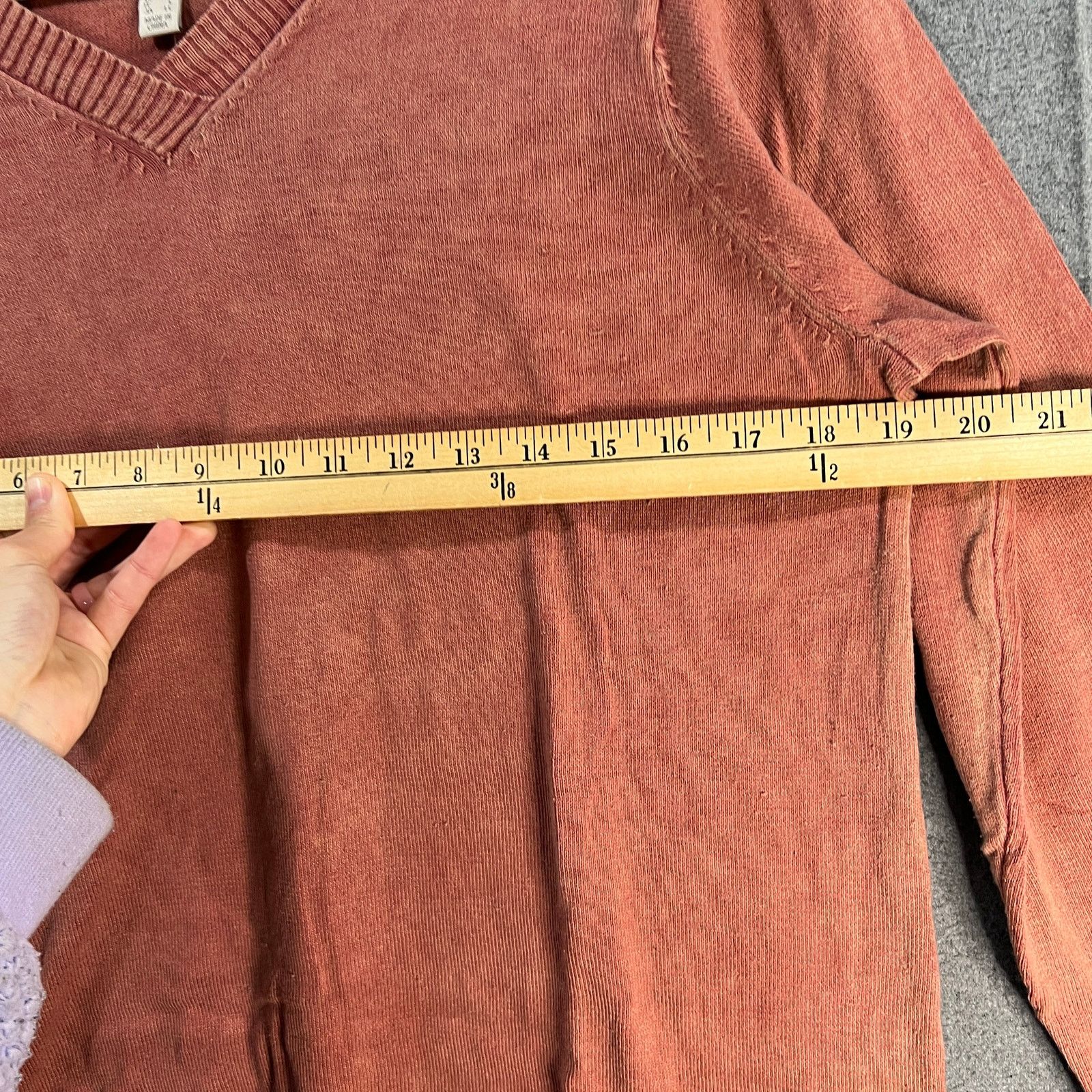 Other LOGO by Lori Goldstein Sun Faded Cotton V-Neck Sweater Size M / US 6-8 / IT 42-44 - 7 Thumbnail