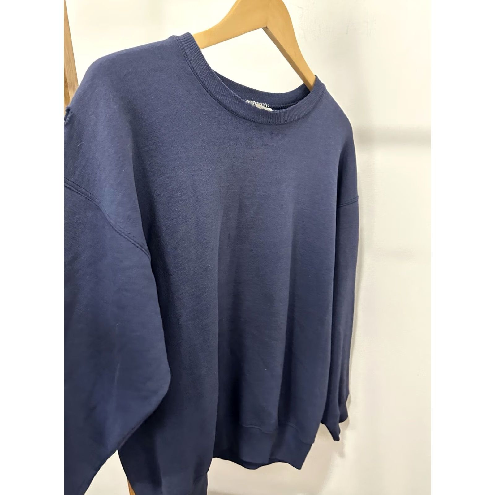 Hanes VTG Hanes Gradient Sun Faded Worn Cotton Boxy Sweatshirt Navy L Men Shirt Pullover 90s Decade Womens Mens Girls Boys Size US L / EU 52-54 / 3 - 4 Thumbnail