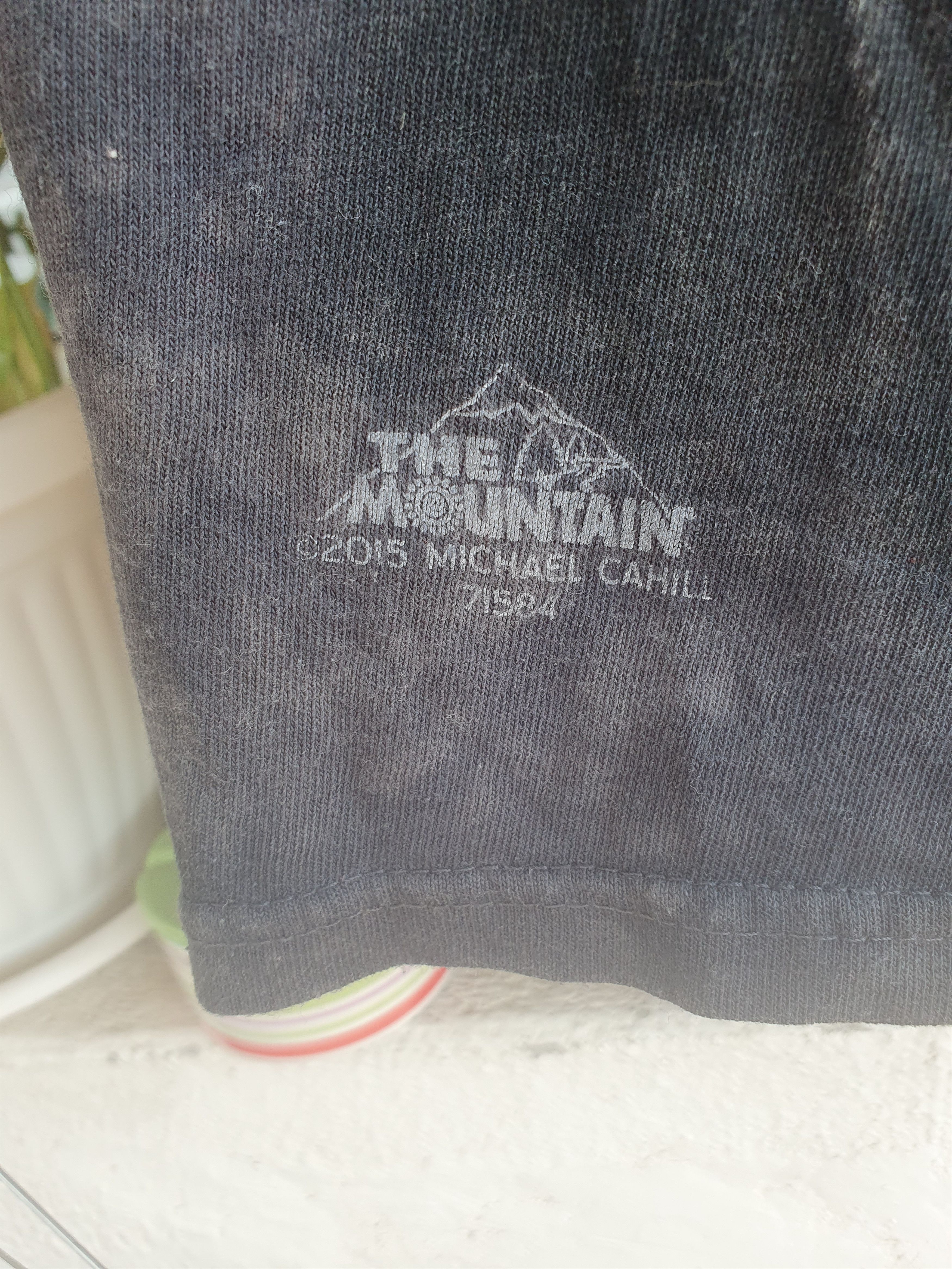 The Mountain The Mountain Sheriff Gunslinger 2015 Michael Cahill tee M Size US M / EU 48-50 / 2 - 3 Thumbnail