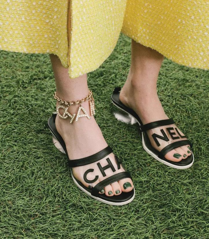 Chanel Chanel Black Transparent Sandals 38.5EU 98new Size US 8 / IT 38 - 8 Thumbnail