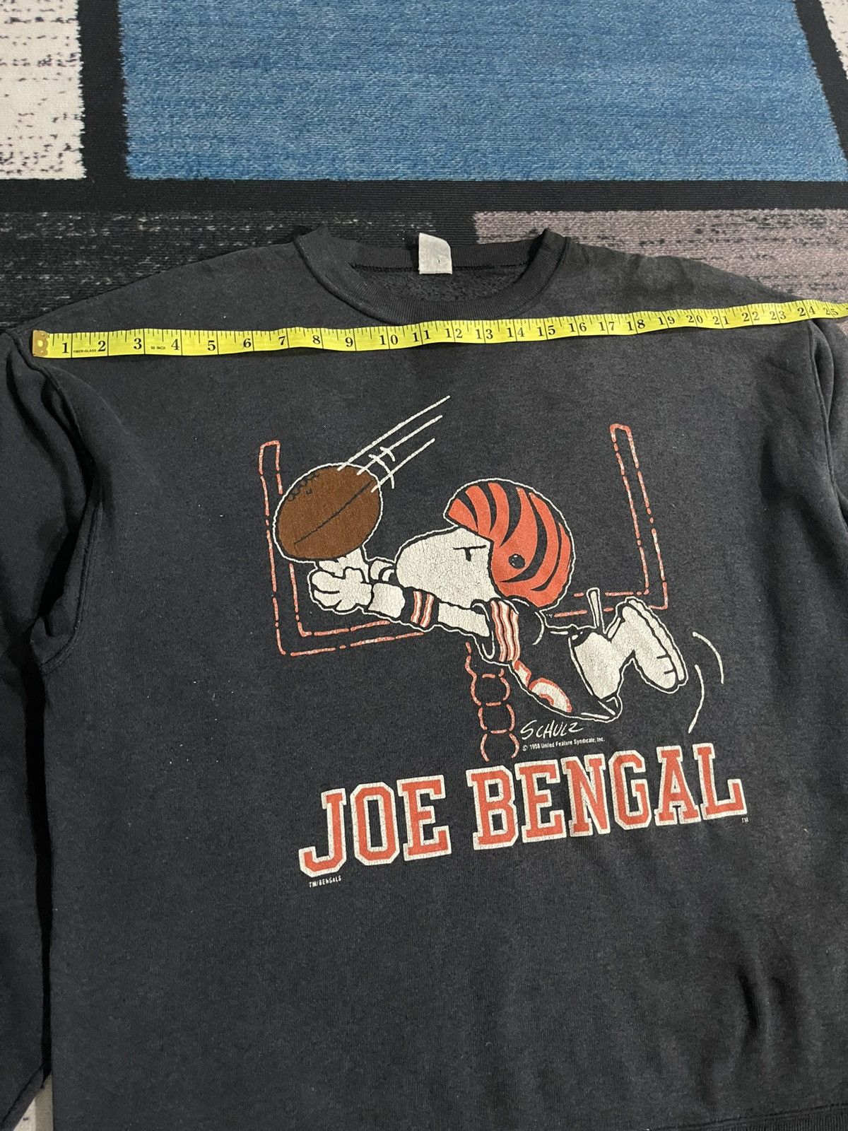 Vintage Vintage 80s Snoopy Joe Bengal Distressed Sweatshirt Size US XL / EU 56 / 4 - 15 Thumbnail