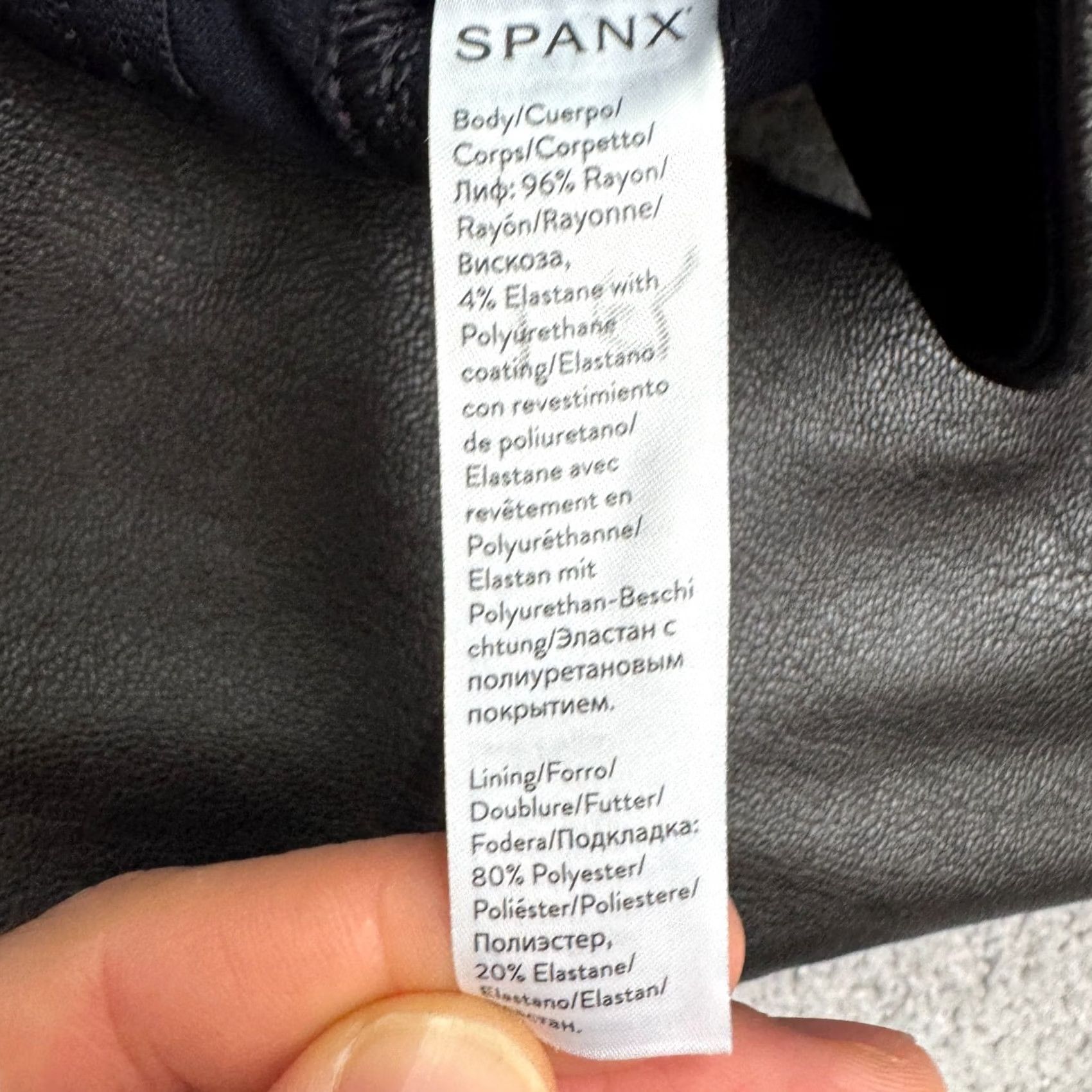 Spanx Spanx Faux Leather Skinny Stretch Leggings Pants Womens XS Black High Rise 24x24 Stretch Ankle Leggings City Classic Womens Black XS Spanx Size 26" / US 2 / IT 38 - 7 Thumbnail