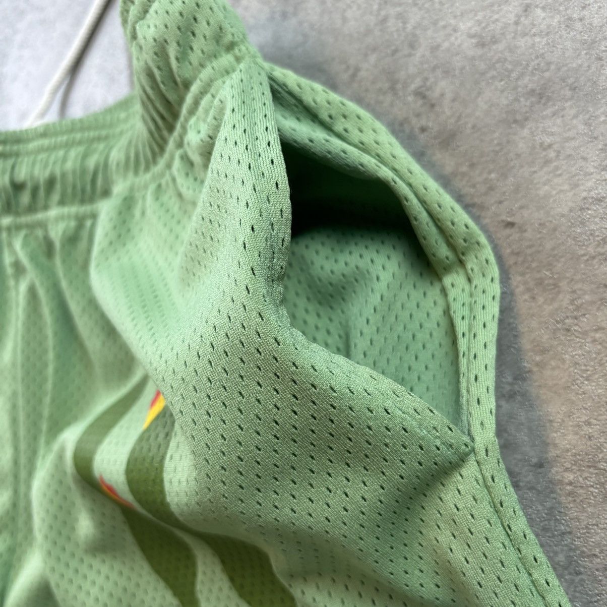 Eric Emanuel Eric Emanuel EE Basic Shorts 'Cactus Green’ Size US 30 / EU 46 - 6 Thumbnail