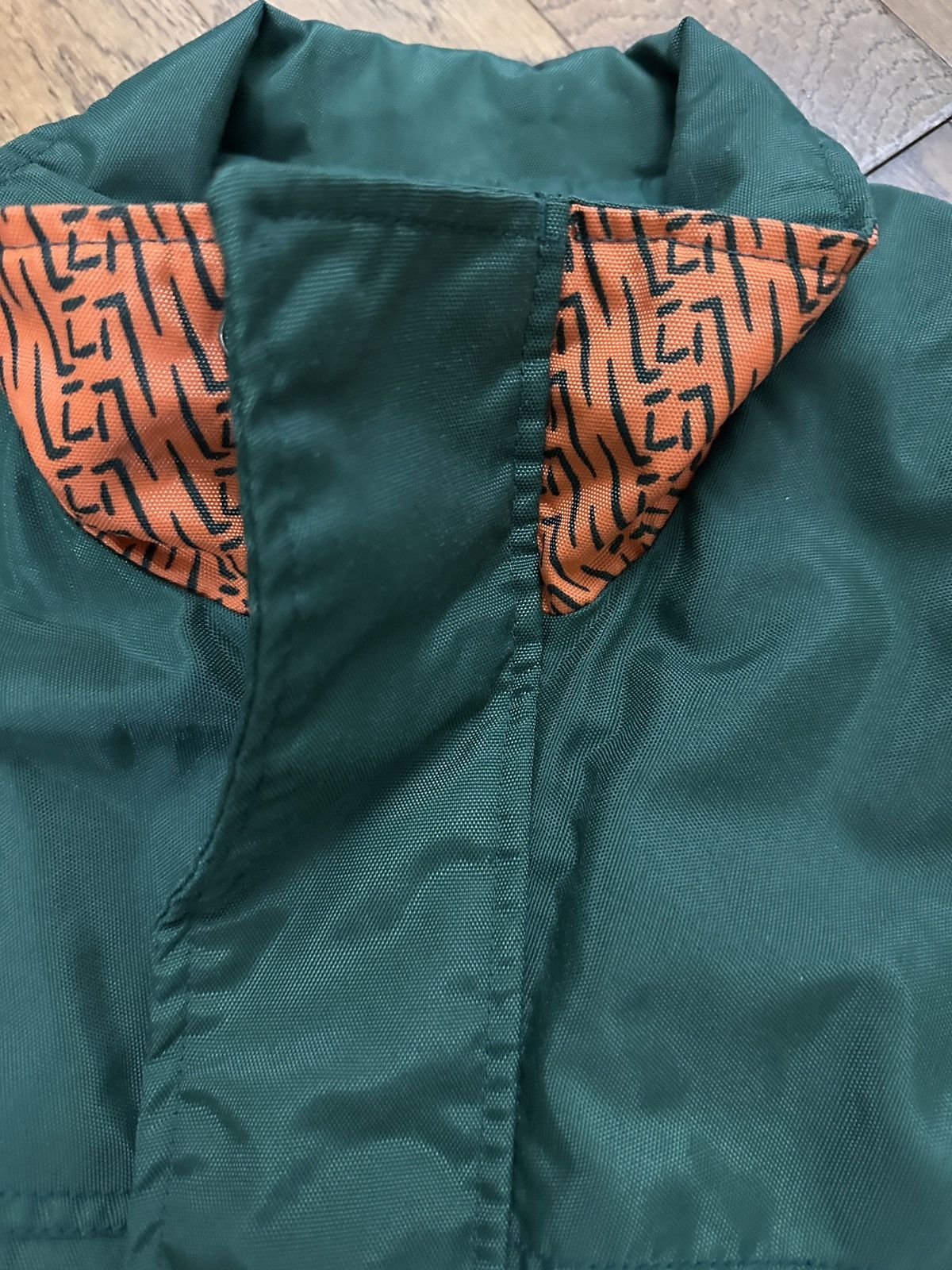 Nike Rare Vintage 90s U Miami Nike Green Coat Jacket Size XL Size US XL / EU 56 / 4 - 7 Thumbnail