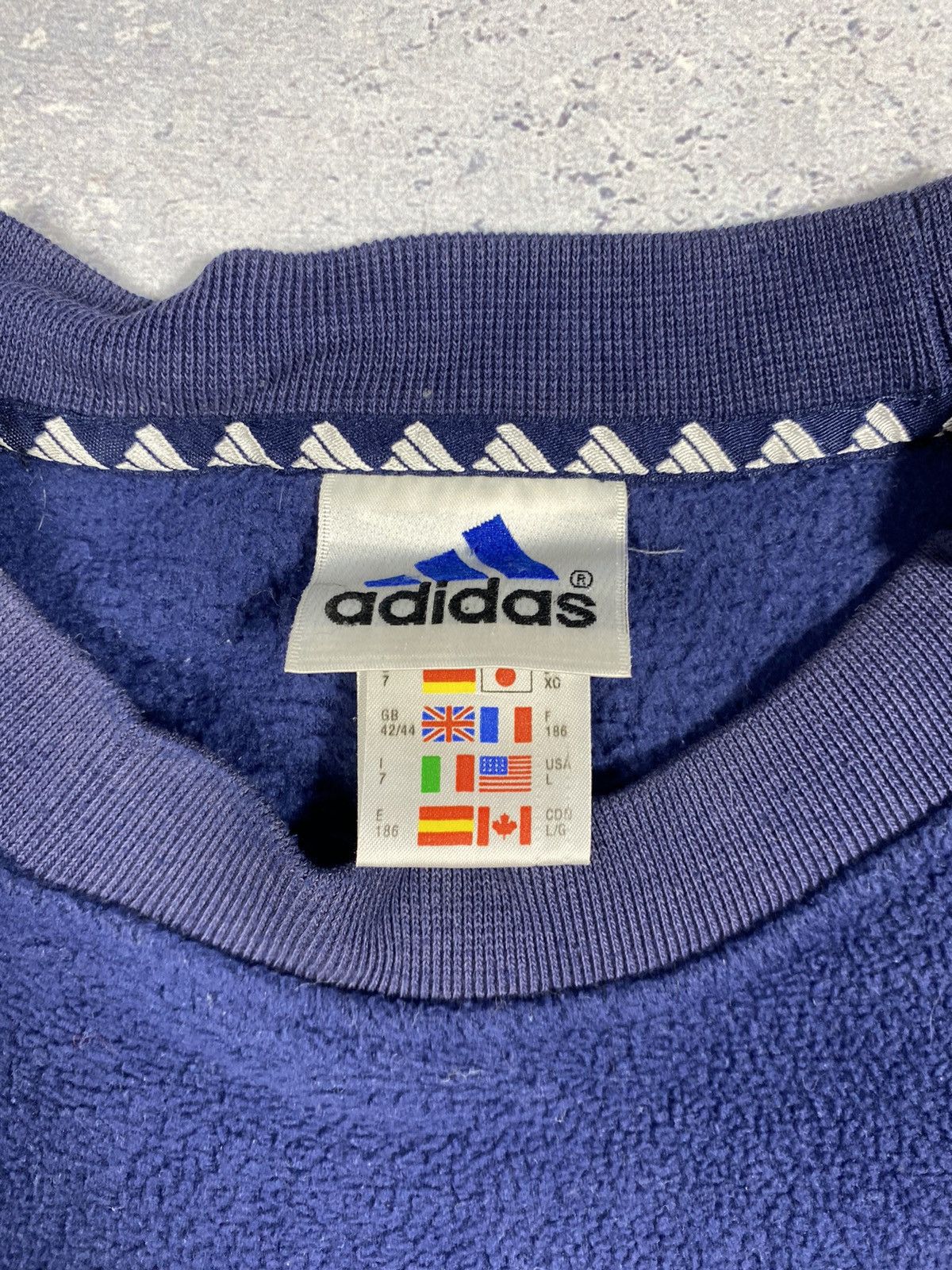 Adidas × Vintage Vintage Adidas Fleece Sweatshirt With Big Logo Oversized L Size US L / EU 52-54 / 3 - 10 Thumbnail