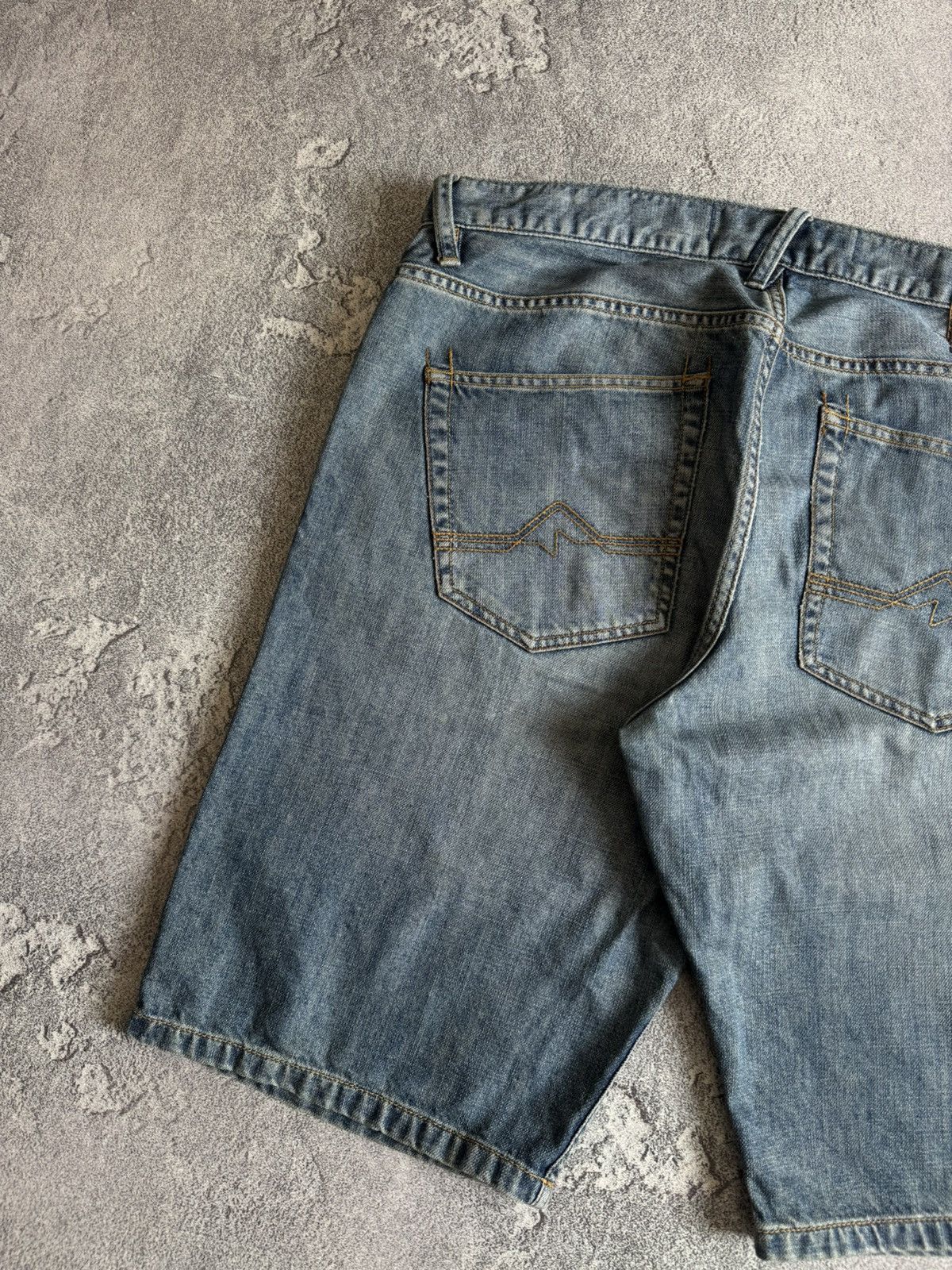 Quicksilver Quiksilver 36 vintage denim shorts 🩳 surf style Y2K Size US 36 / EU 52 - 5 Thumbnail