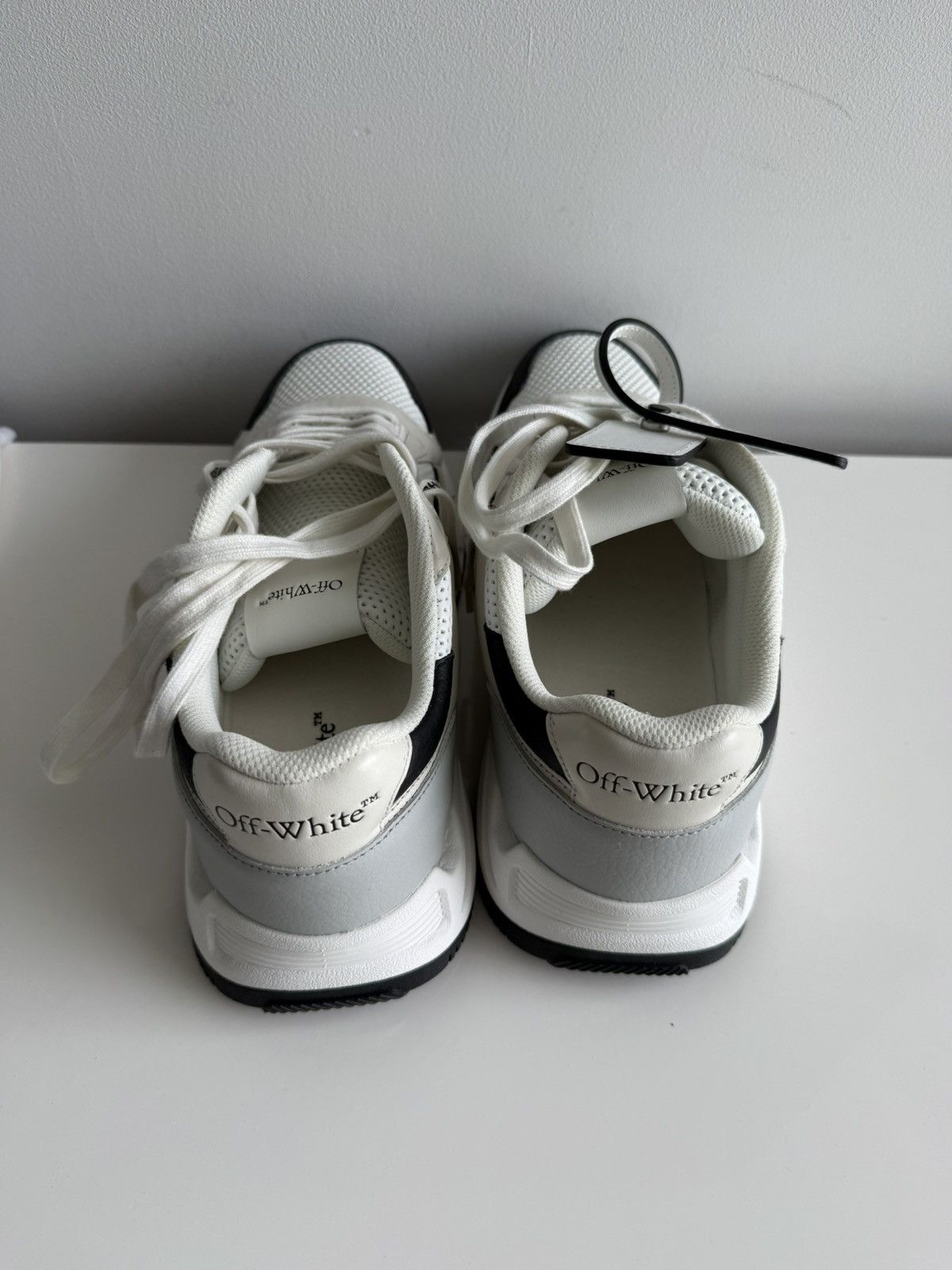 Off-White Off-White Kick Off Low Top Sneakers White Black Size US 10 / EU 43 - 8 Thumbnail